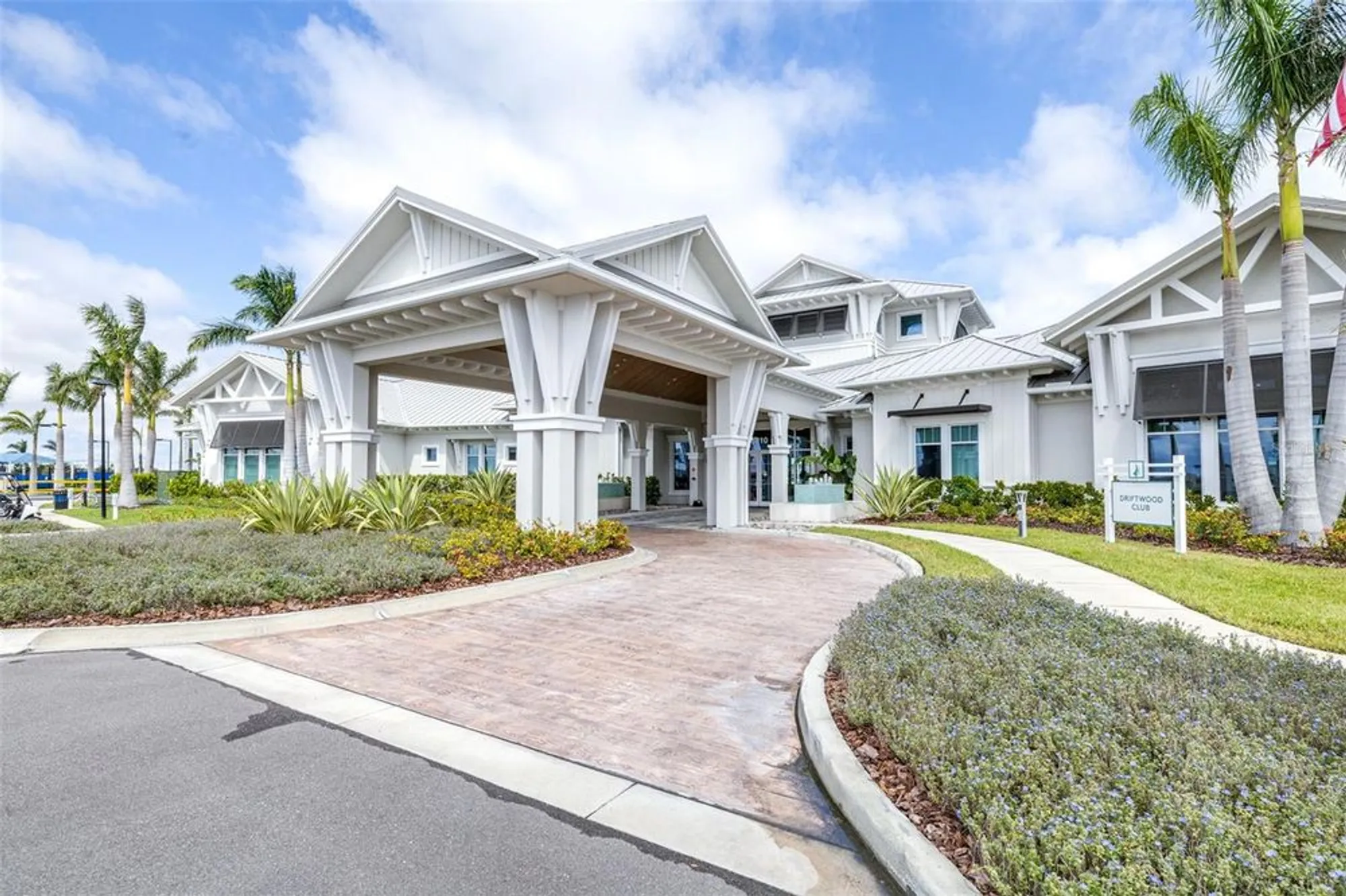 Property Slideshow image 59 of 81 | 8435 ocean tides cv, Parrish, FL, 34219