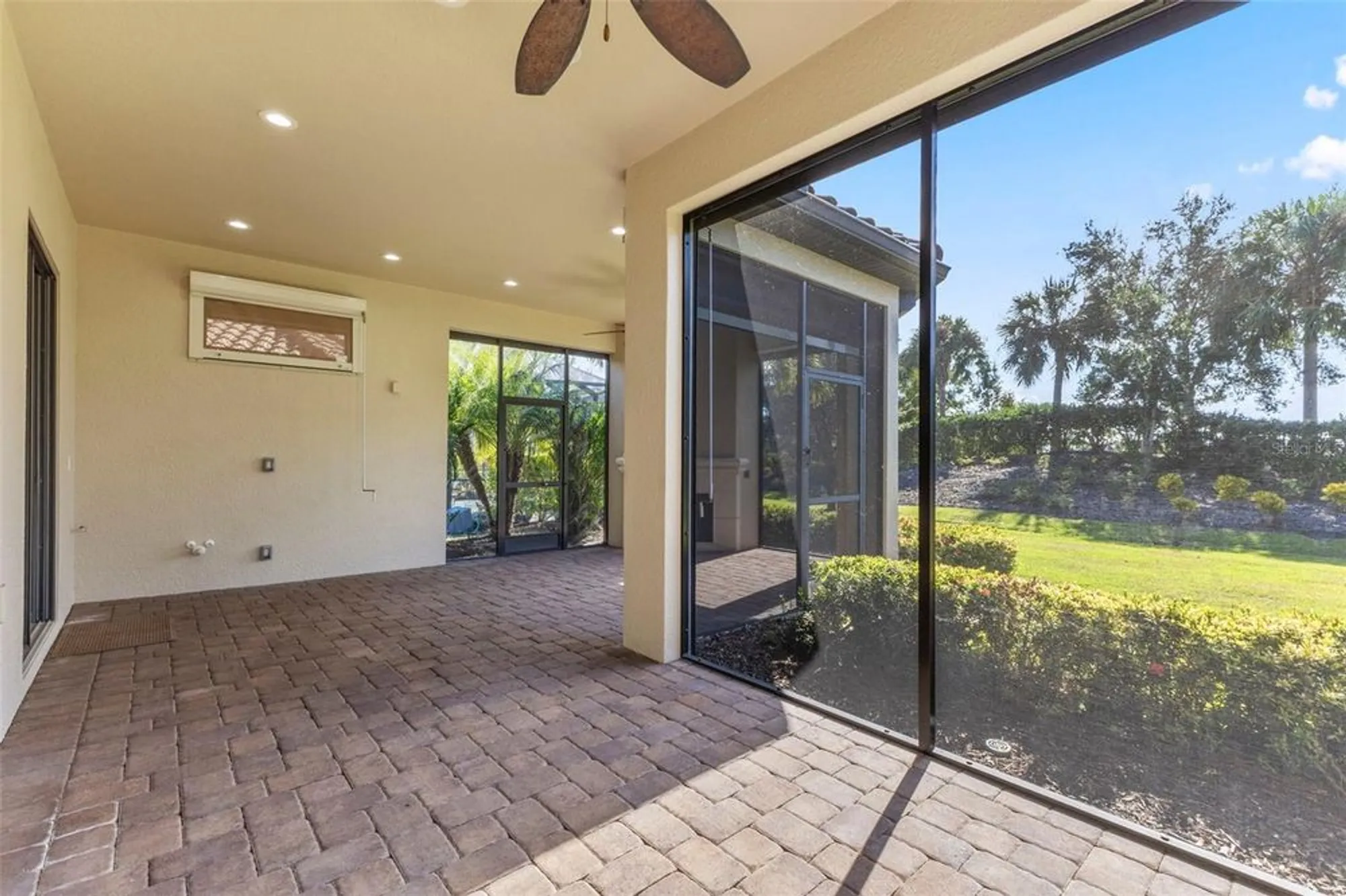 Property Slideshow image 27 of 44 | 5242 napoli run, Bradenton, FL, 34211