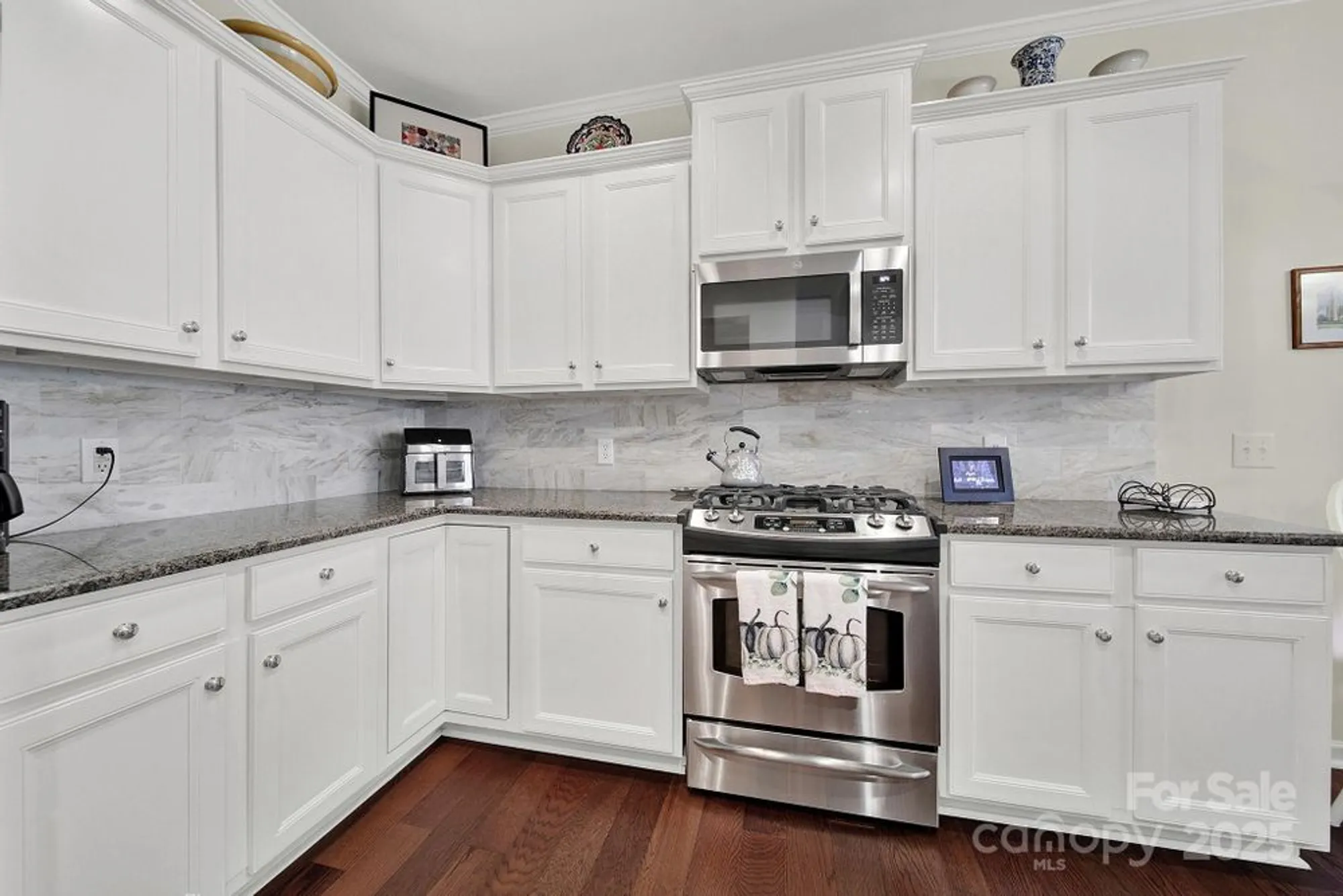 Property Slideshow image 14 of 43 | 10579 bethpage dr, Fort Mill, SC, 29707