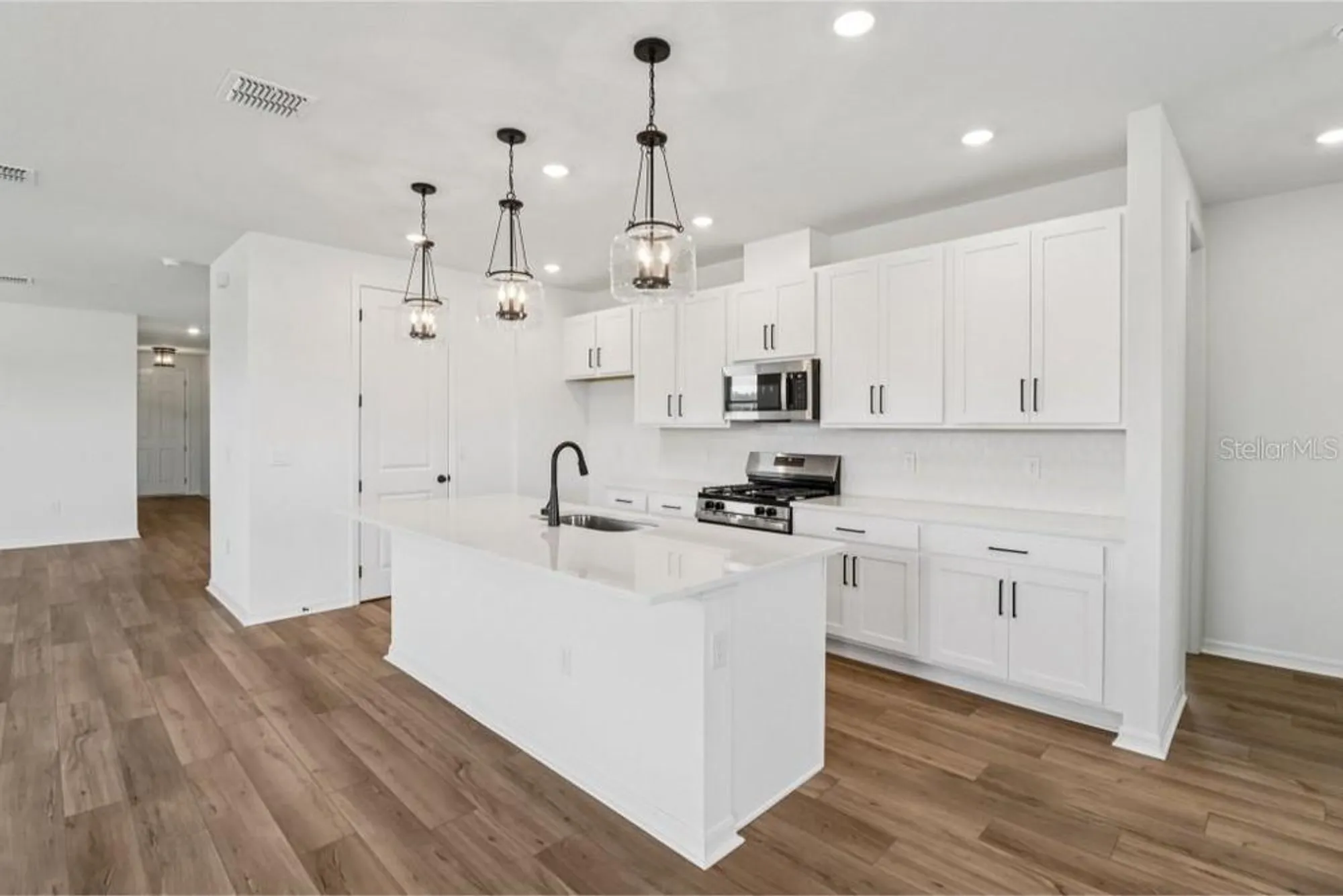 Property Slideshow image 10 of 38 | 703 junonia blvd, New Smyrna Beach, FL, 32168