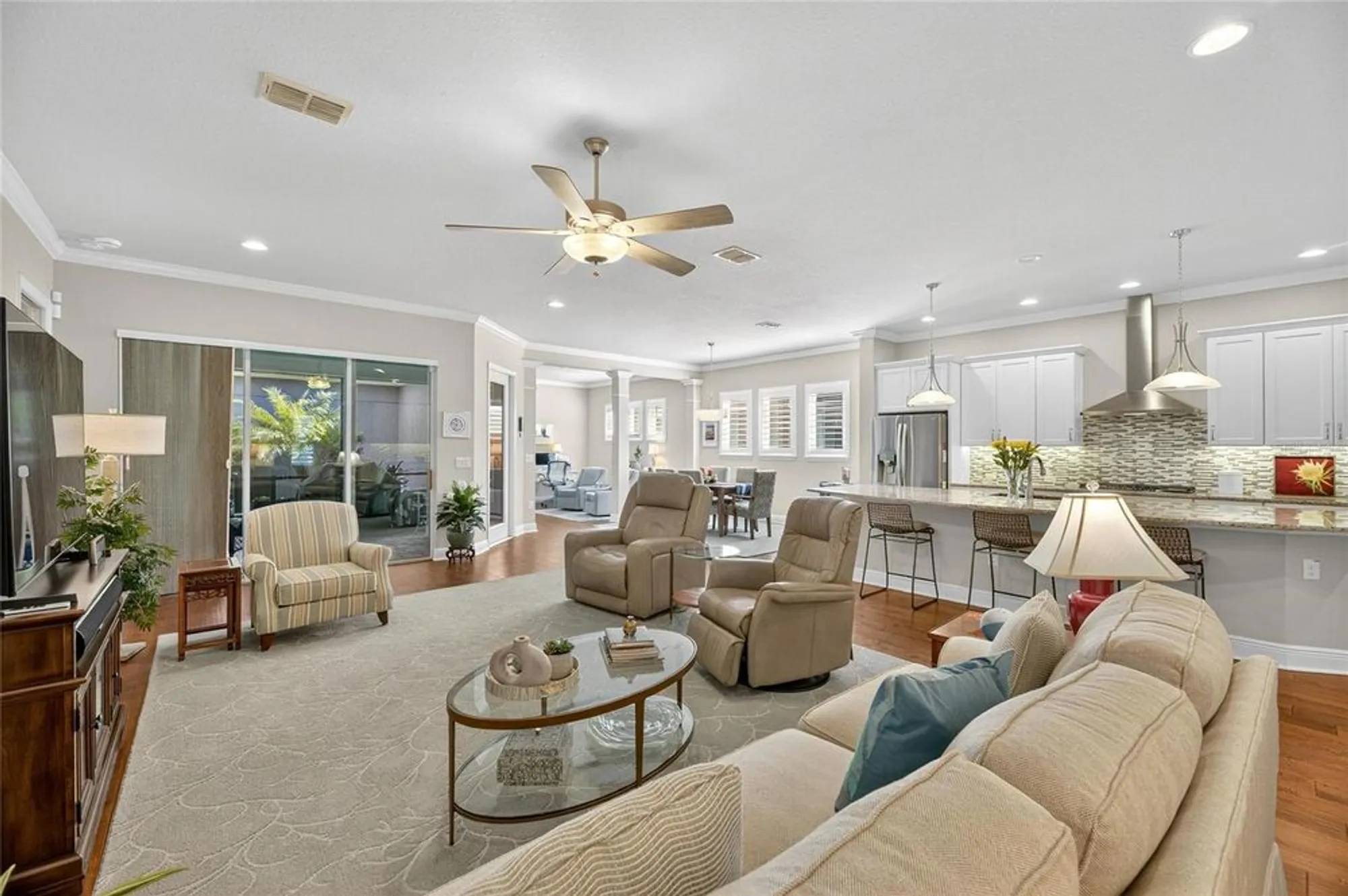 Property Slideshow image 12 of 55 | 6002 sparrowhead way, Lithia, FL, 33547