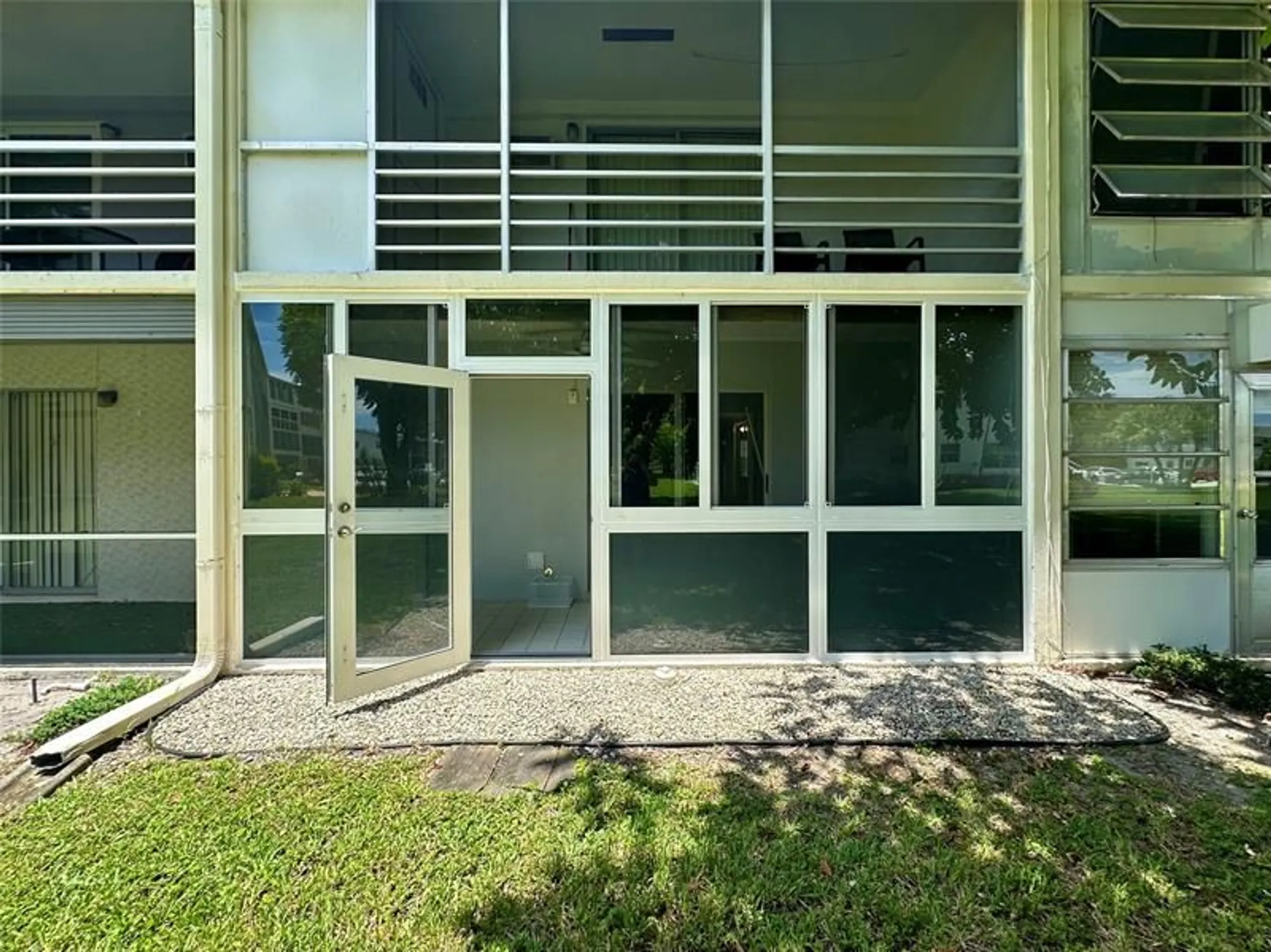 Property Slideshow image 24 of 25 | 254 newport p # 254, Deerfield Beach, FL, 33442