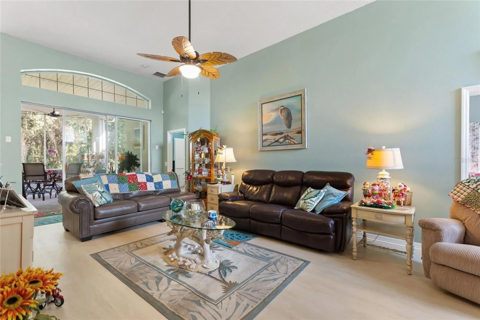 Property Slideshow image 8 of 60 | 642 vista oaks way, Davenport, FL, 33837