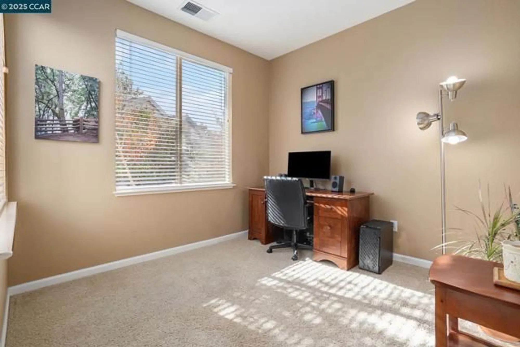 Property Slideshow image 11 of 29 | 2030 kent dr, Brentwood, CA, 94513