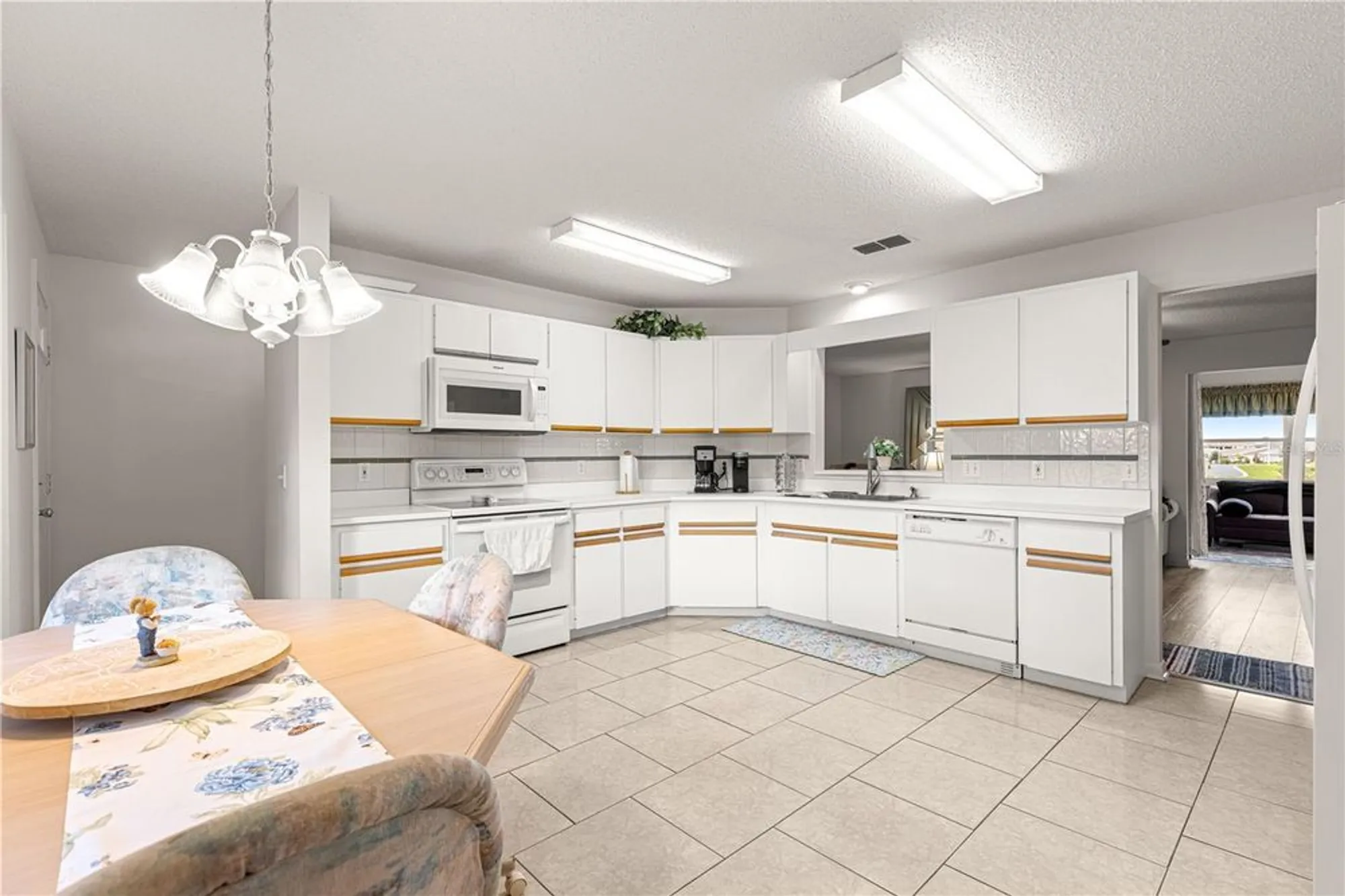 Property Slideshow image 14 of 61 | 9790 sw 99th ave, Ocala, FL, 34481