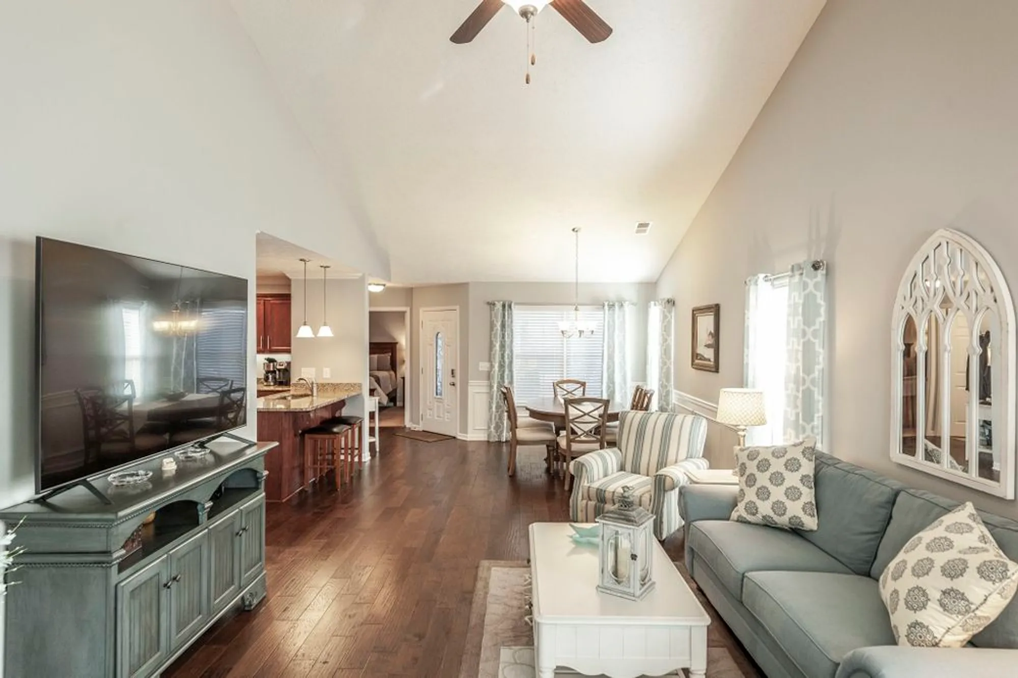 Property Slideshow image 33 of 60 | 395 devon chase hl 3501, Gallatin, TN, 37066