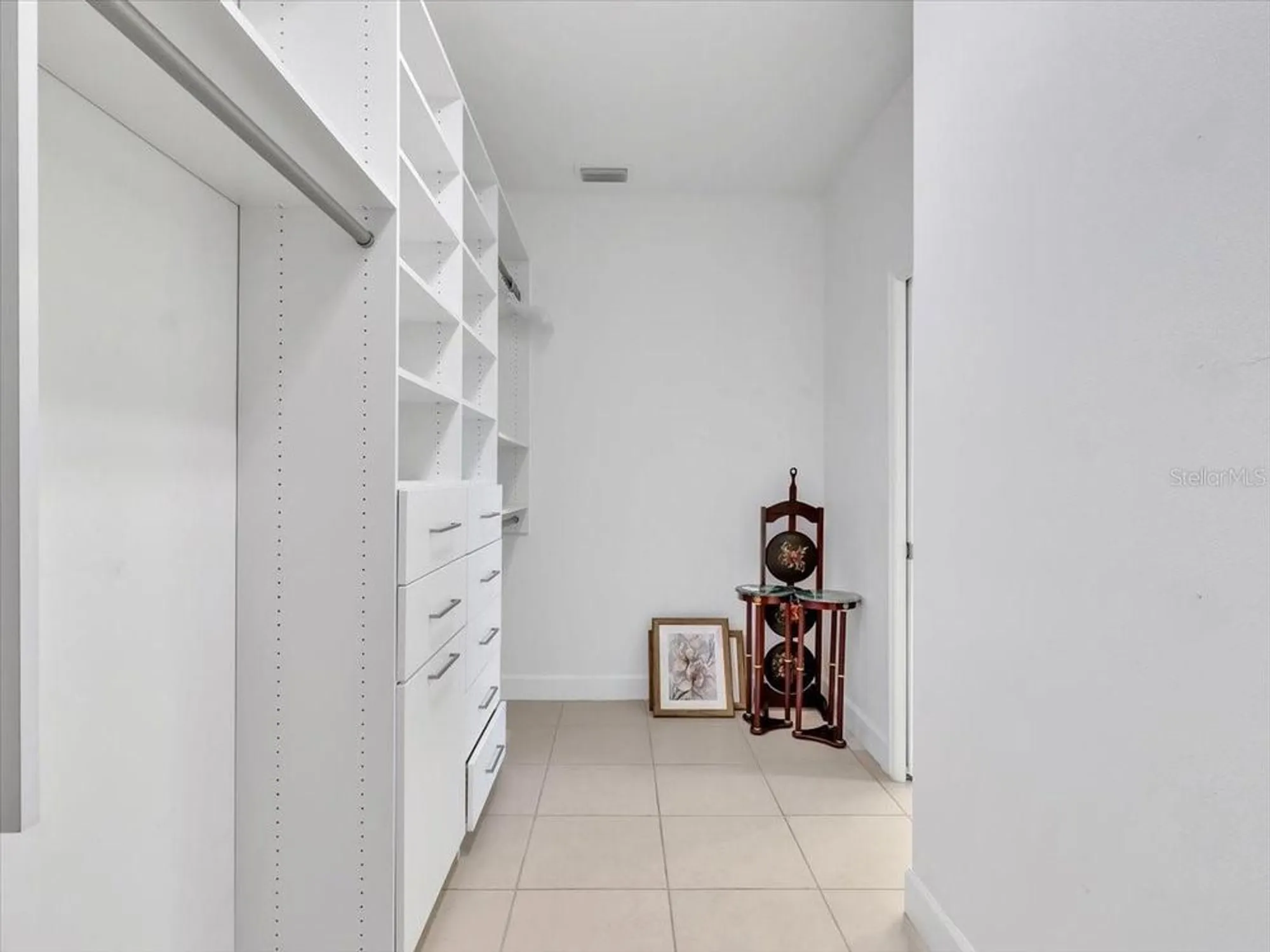 Property Slideshow image 32 of 52 | 635 chipper dr, Sun City Center, FL, 33573