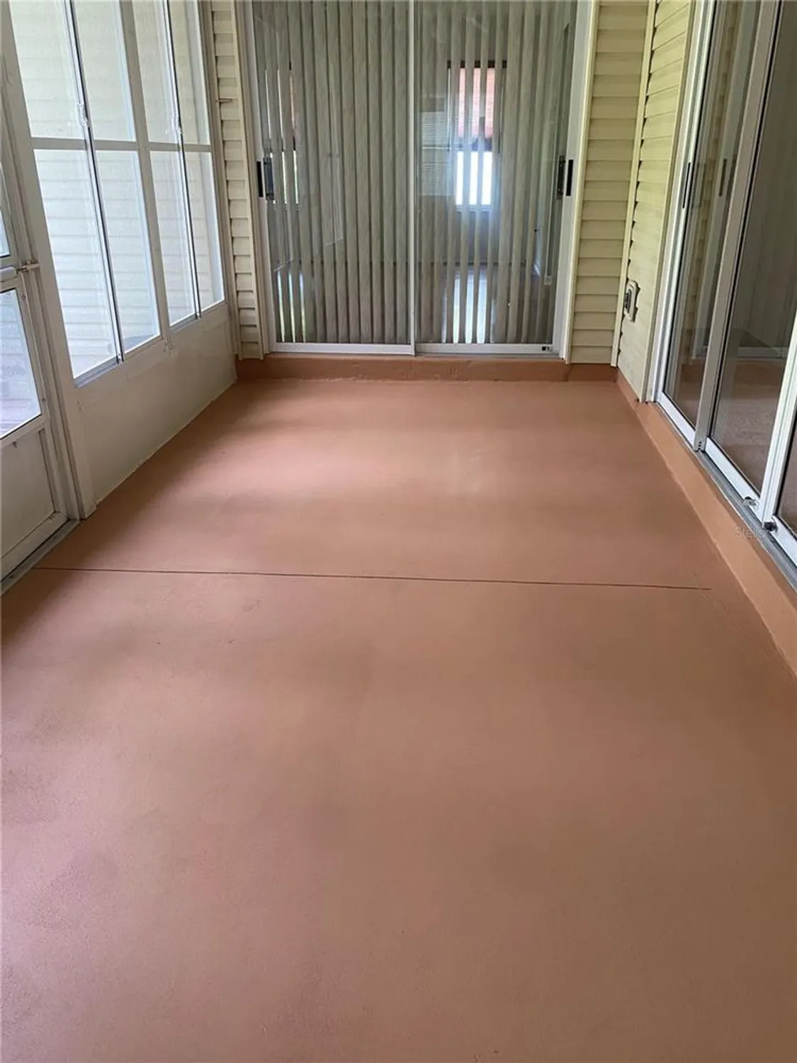 Property Slideshow image 32 of 38 | 32622 oak park dr, Leesburg, FL, 34748