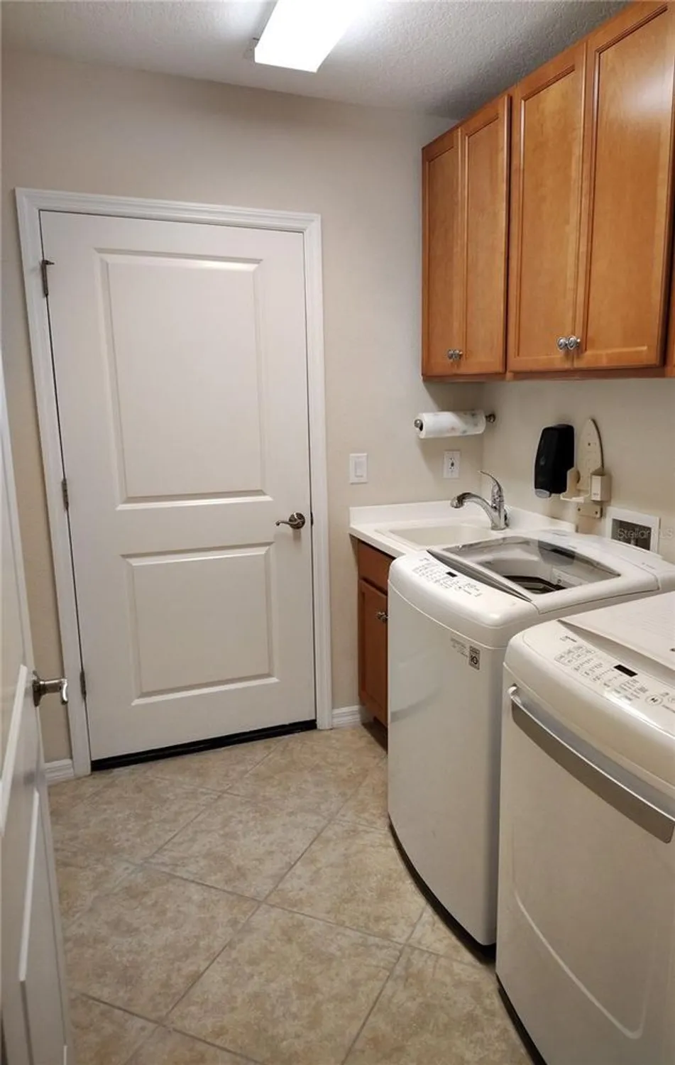 Property Slideshow image 41 of 84 | 1264 riverscape st b, Bradenton, FL, 34208