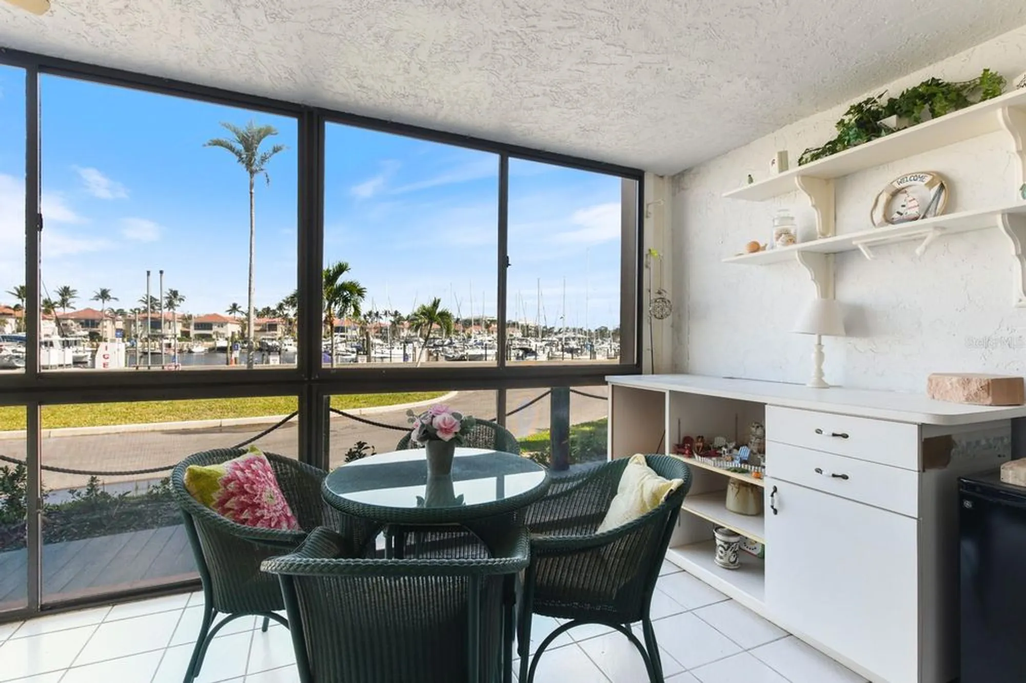 Property Slideshow image 19 of 33 | 3170 matecumbe key rd 112, Punta Gorda, FL, 33955