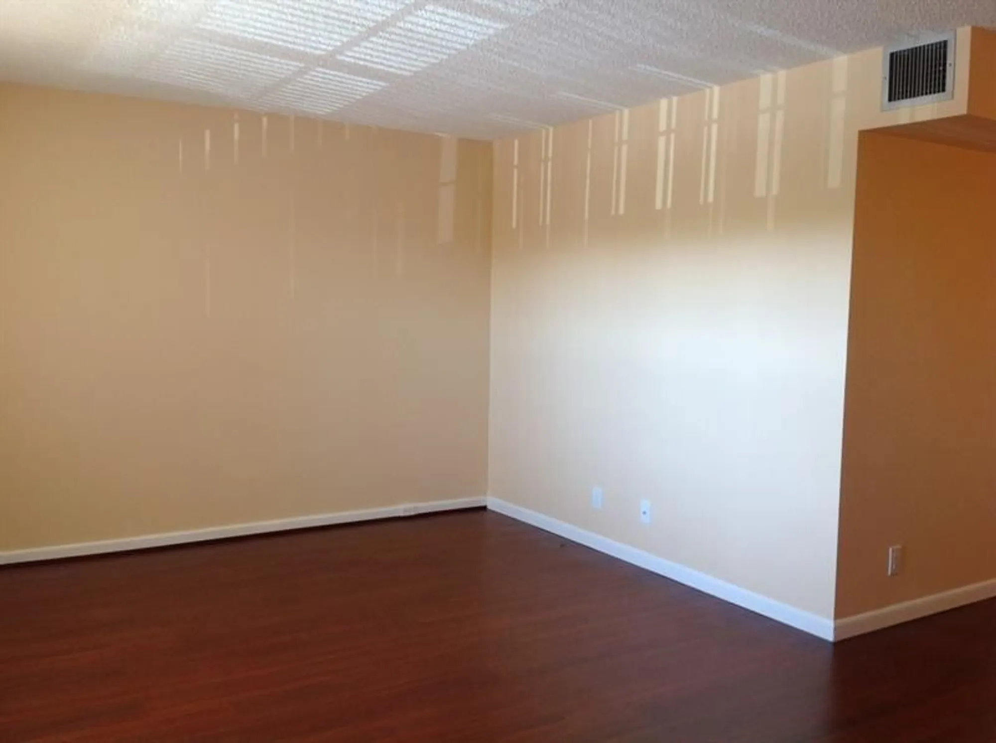 Property Slideshow image 6 of 22 | 1805 eleuthera pt apt j2, Coconut Creek, FL, 33066