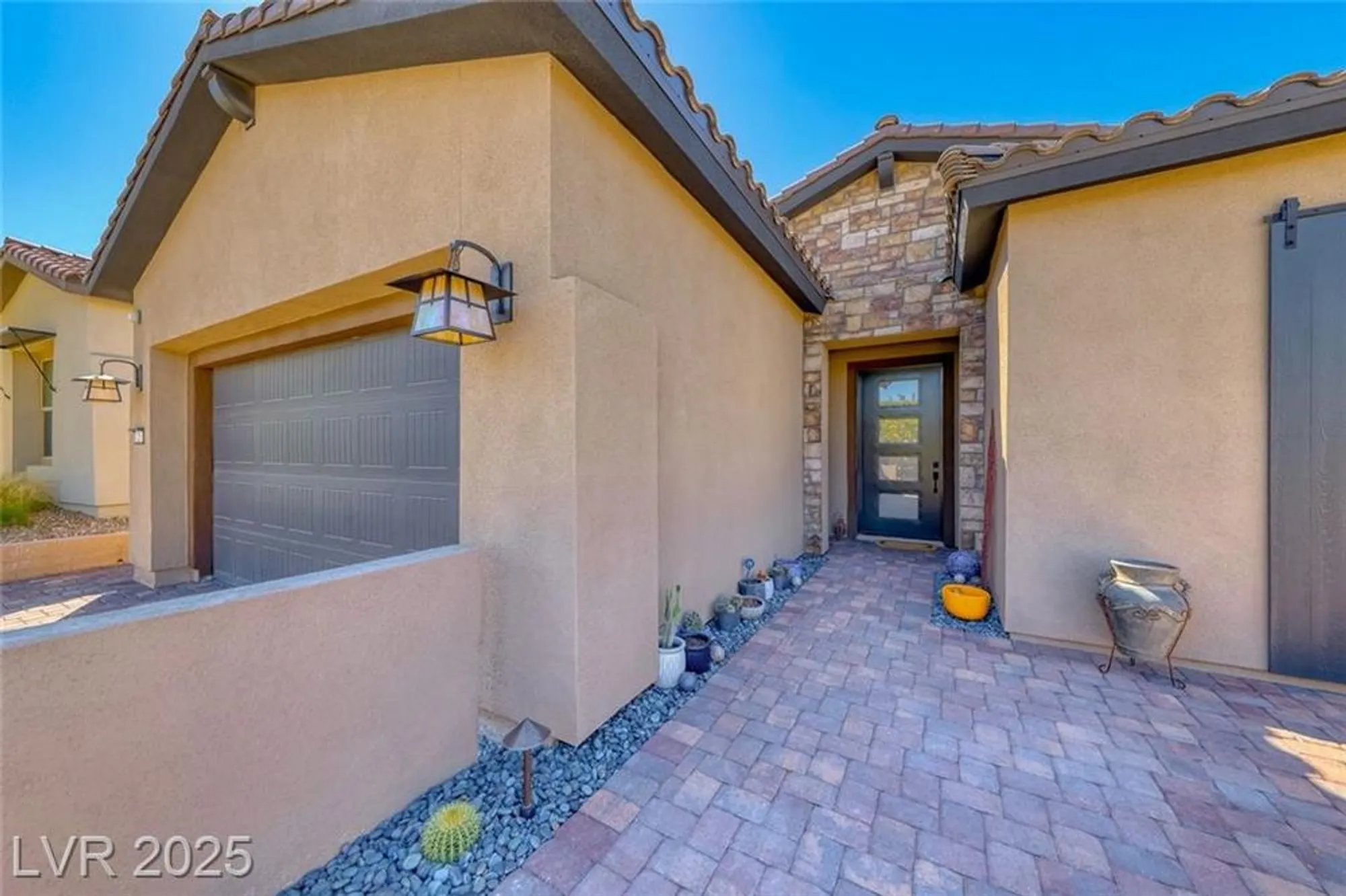 Property Slideshow image 7 of 72 | 125 mirage view dr, Henderson, NV, 89011