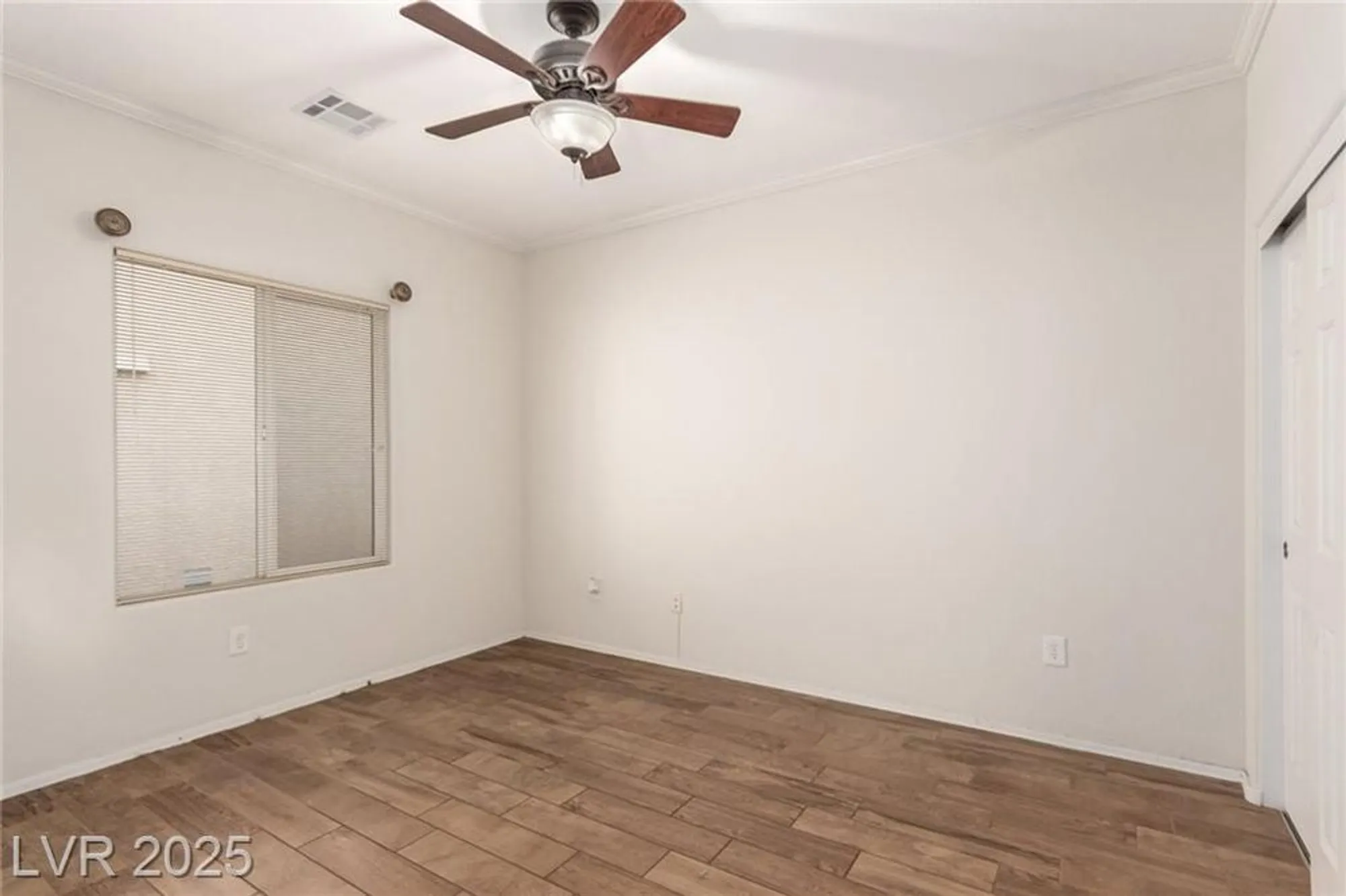 Property Slideshow image 23 of 31 | 7425 grassquit st, North Las Vegas, NV, 89084