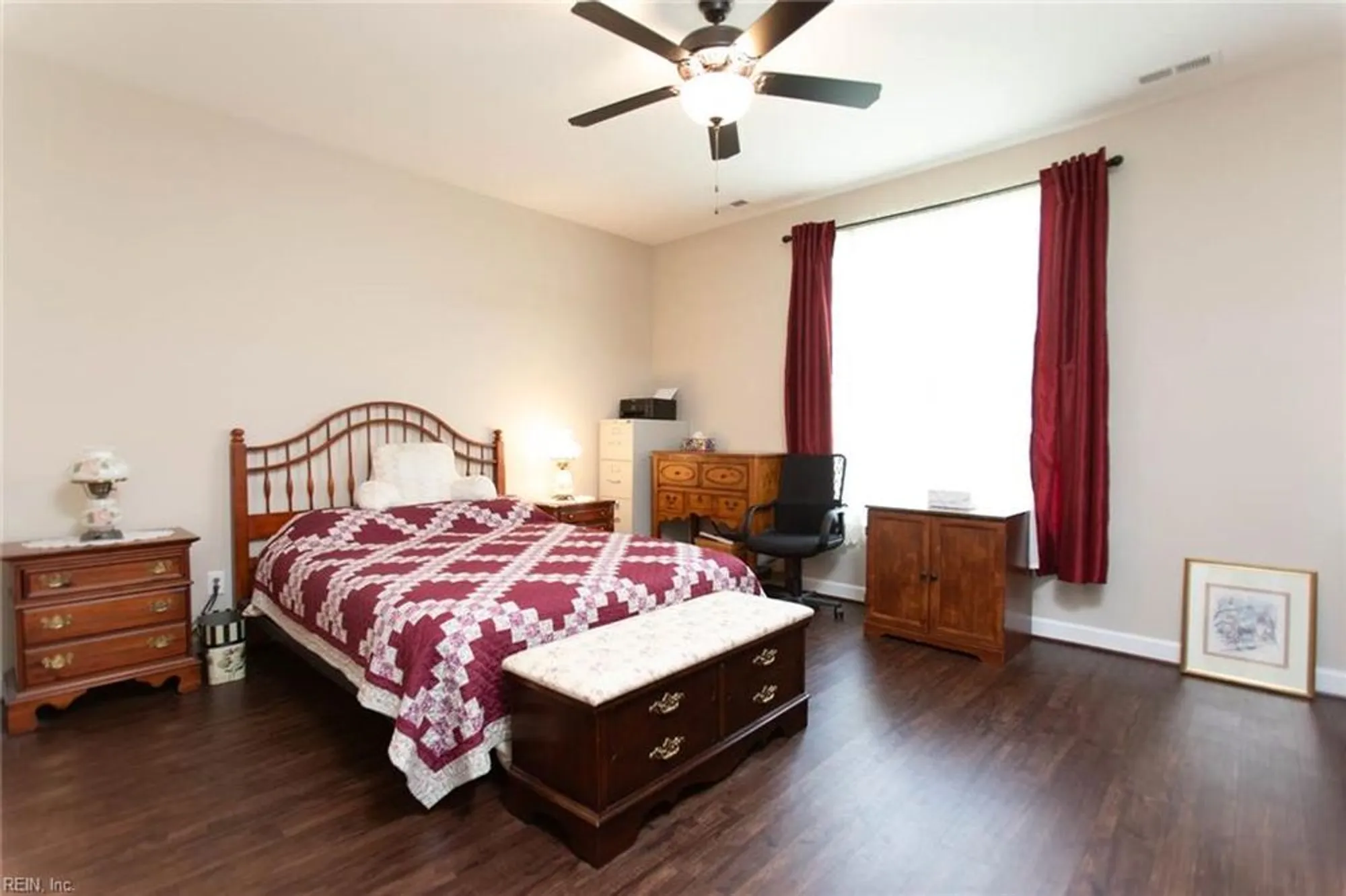 Property Slideshow image 15 of 50 | 200 durham st, Smithfield, VA, 23430
