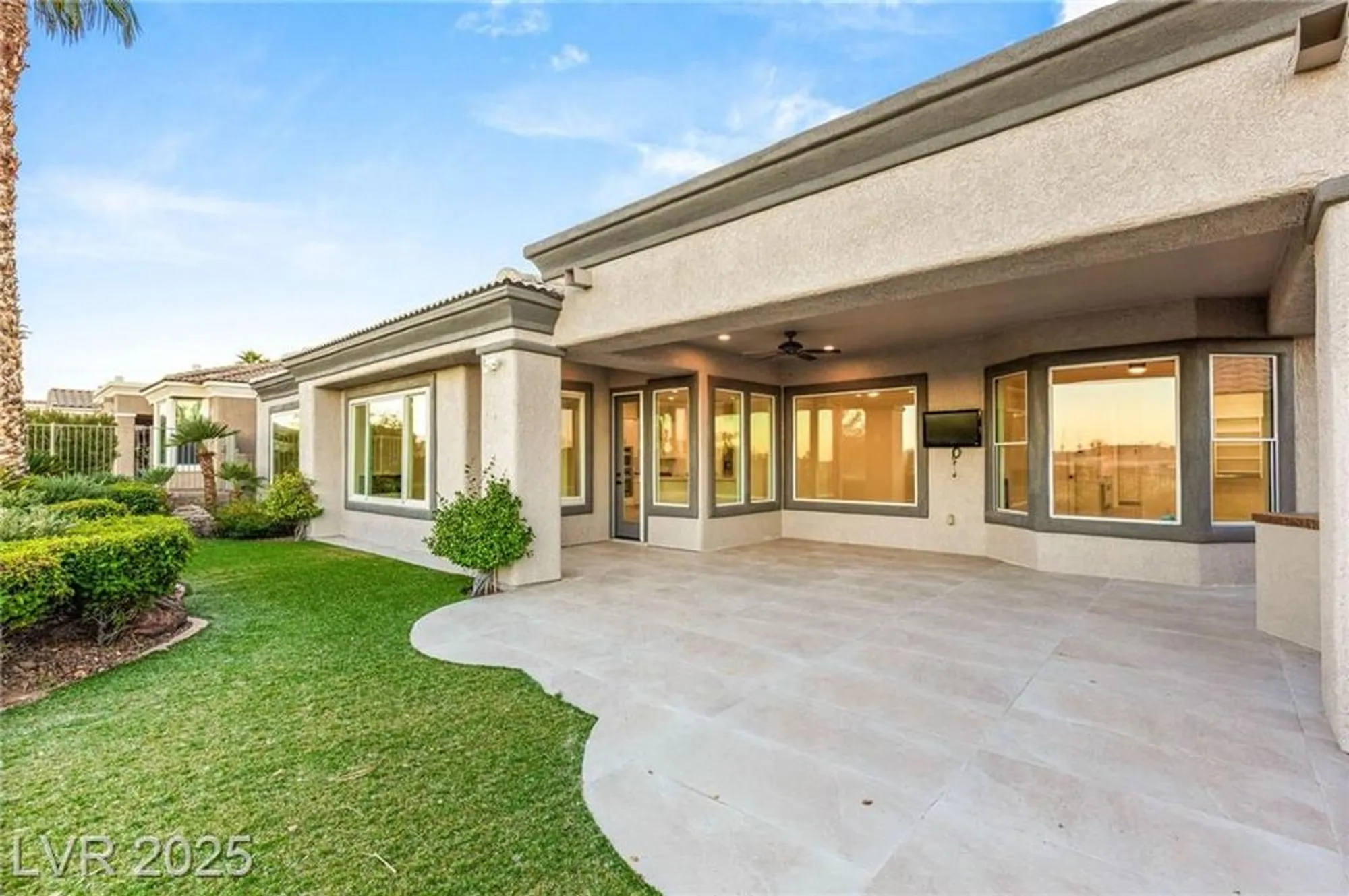 Property Slideshow image 46 of 66 | 4754 riva de romanza st, Las Vegas, NV, 89135