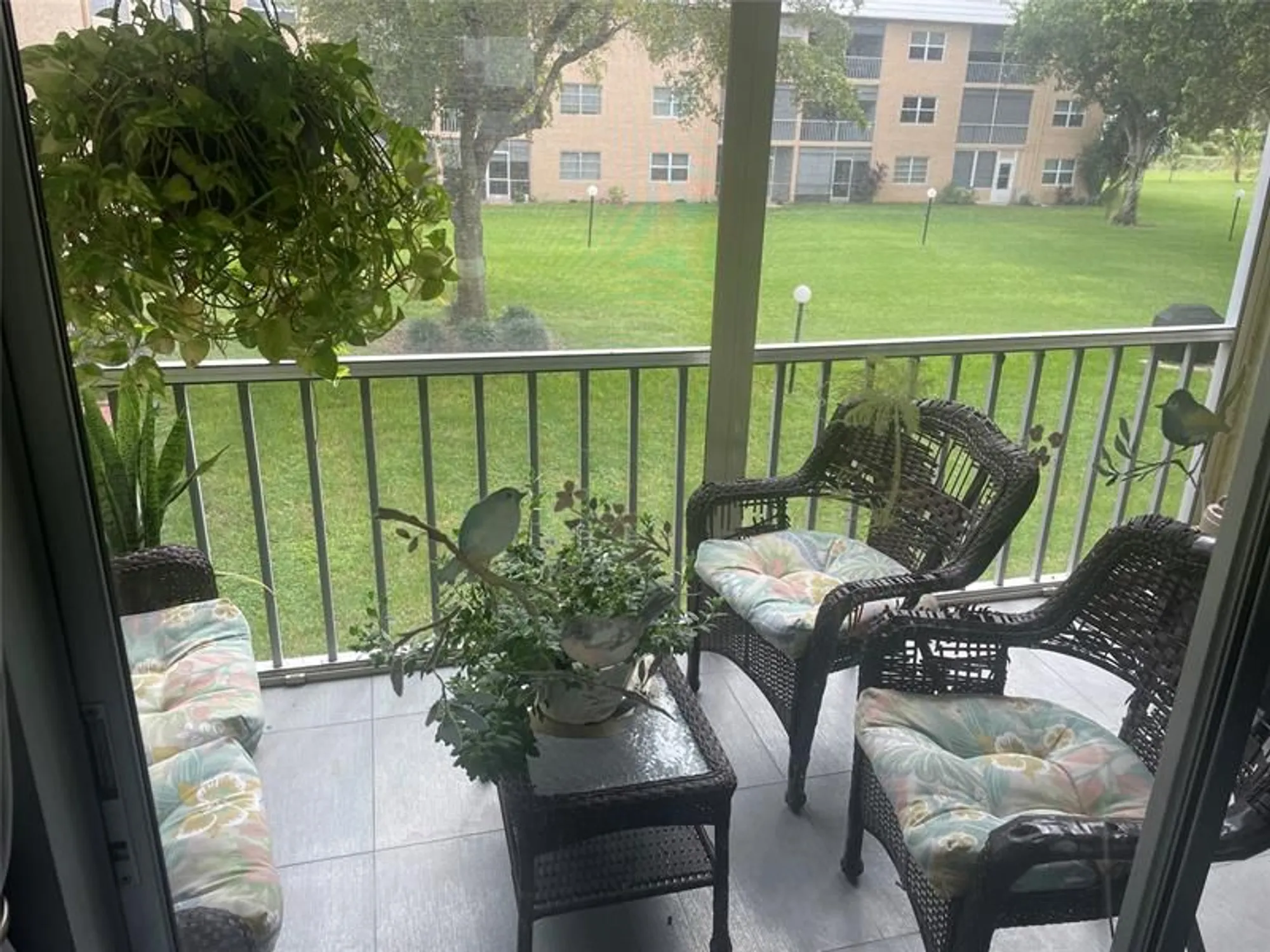 Property Slideshow image 13 of 18 | 9818 marina blvd apt 1220, Boca Raton, FL, 33428