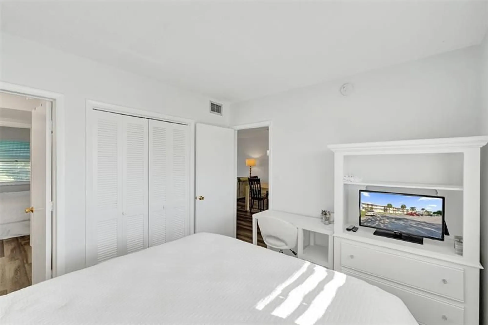 Property Slideshow image 12 of 68 | 2751 e golf blvd 2019, Pompano Beach, FL, 33064