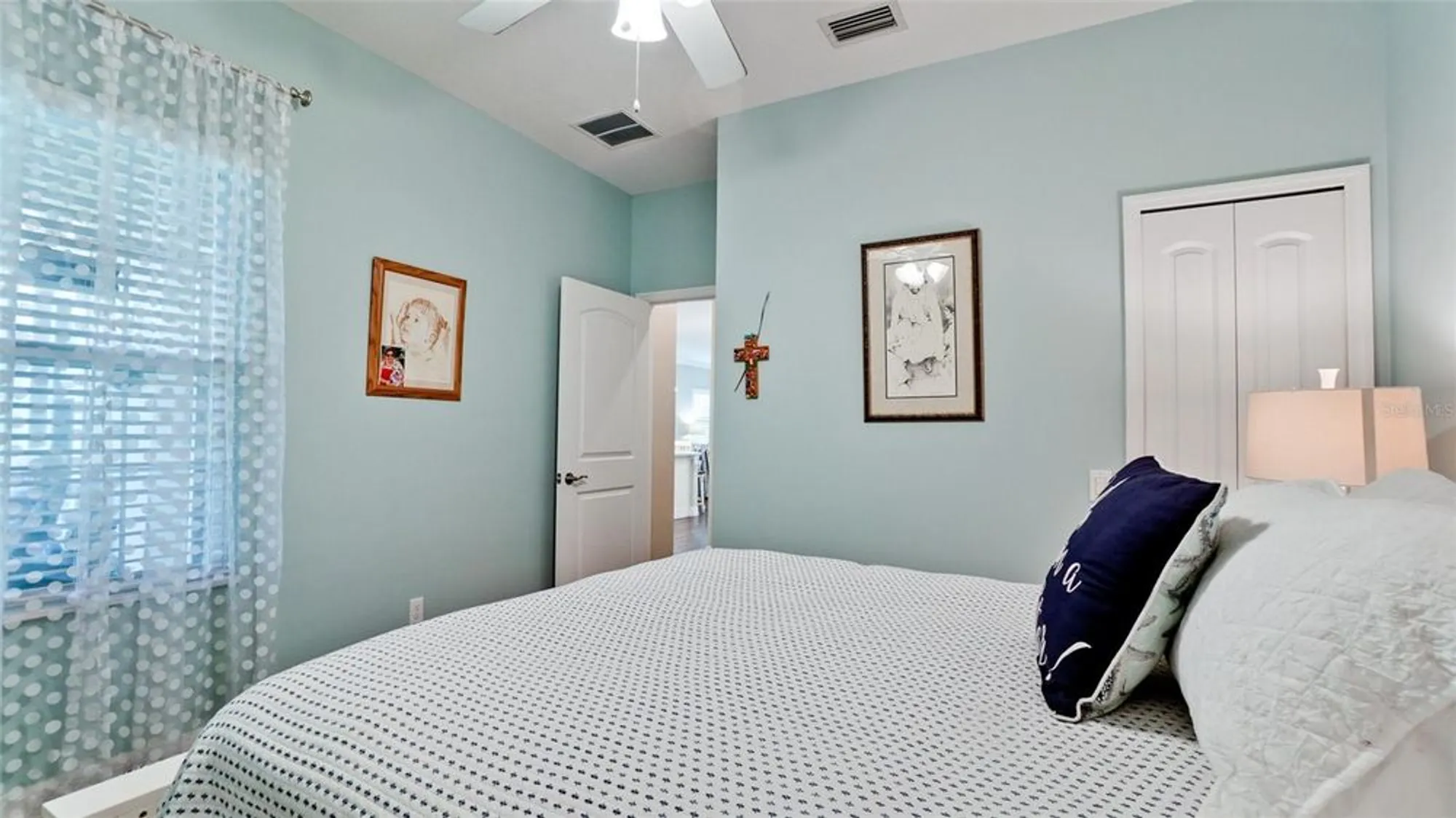 Property Slideshow image 23 of 29 | 1503 calle grand st, Bradenton, FL, 34209