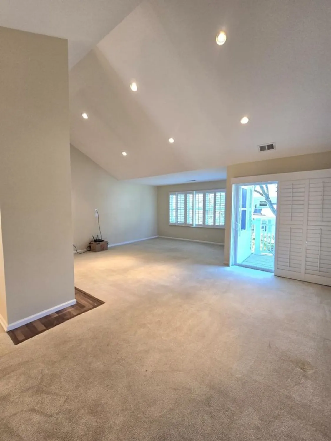 Property Slideshow image 2 of 43 | 603 thistle ln, Prospect Heights, IL, 60070