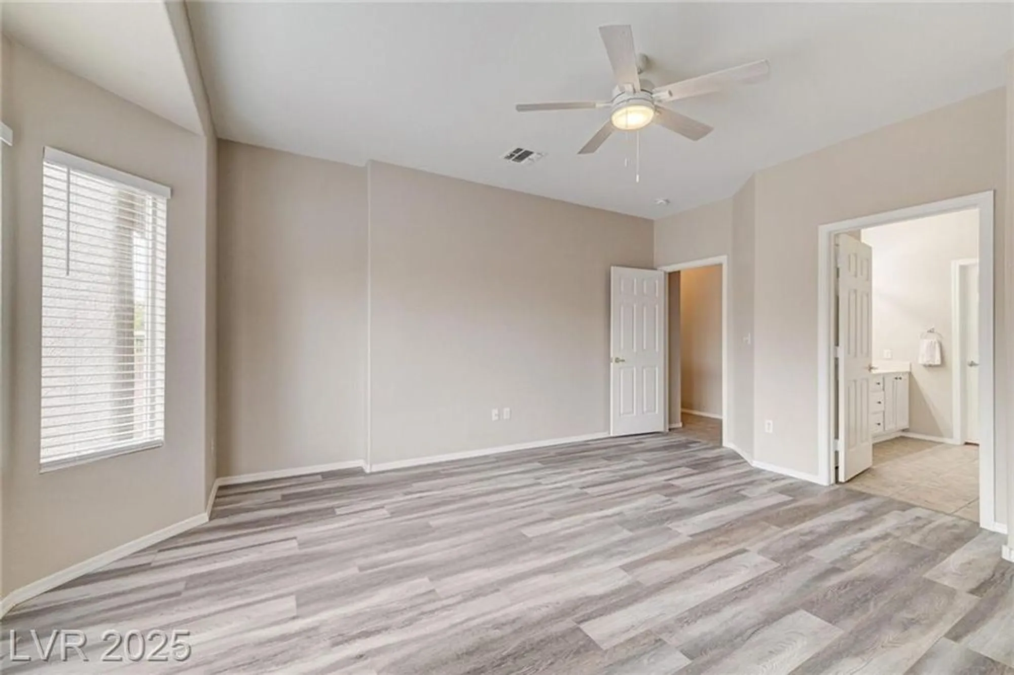 Property Slideshow image 40 of 93 | 2160 tiger links dr, Henderson, NV, 89012