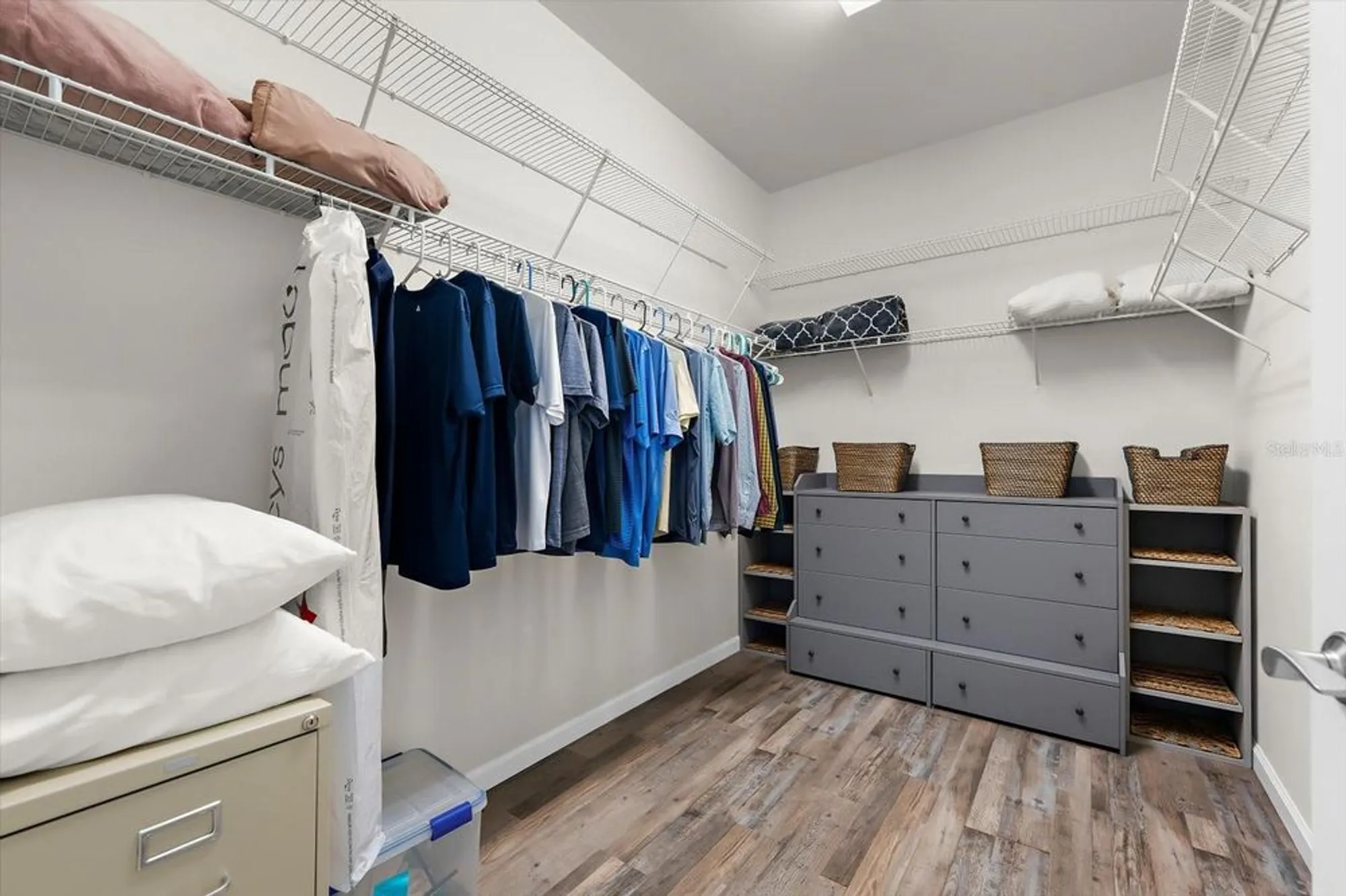 Property Slideshow image 34 of 94 | 6912 gosport cv, Bradenton, FL, 34202