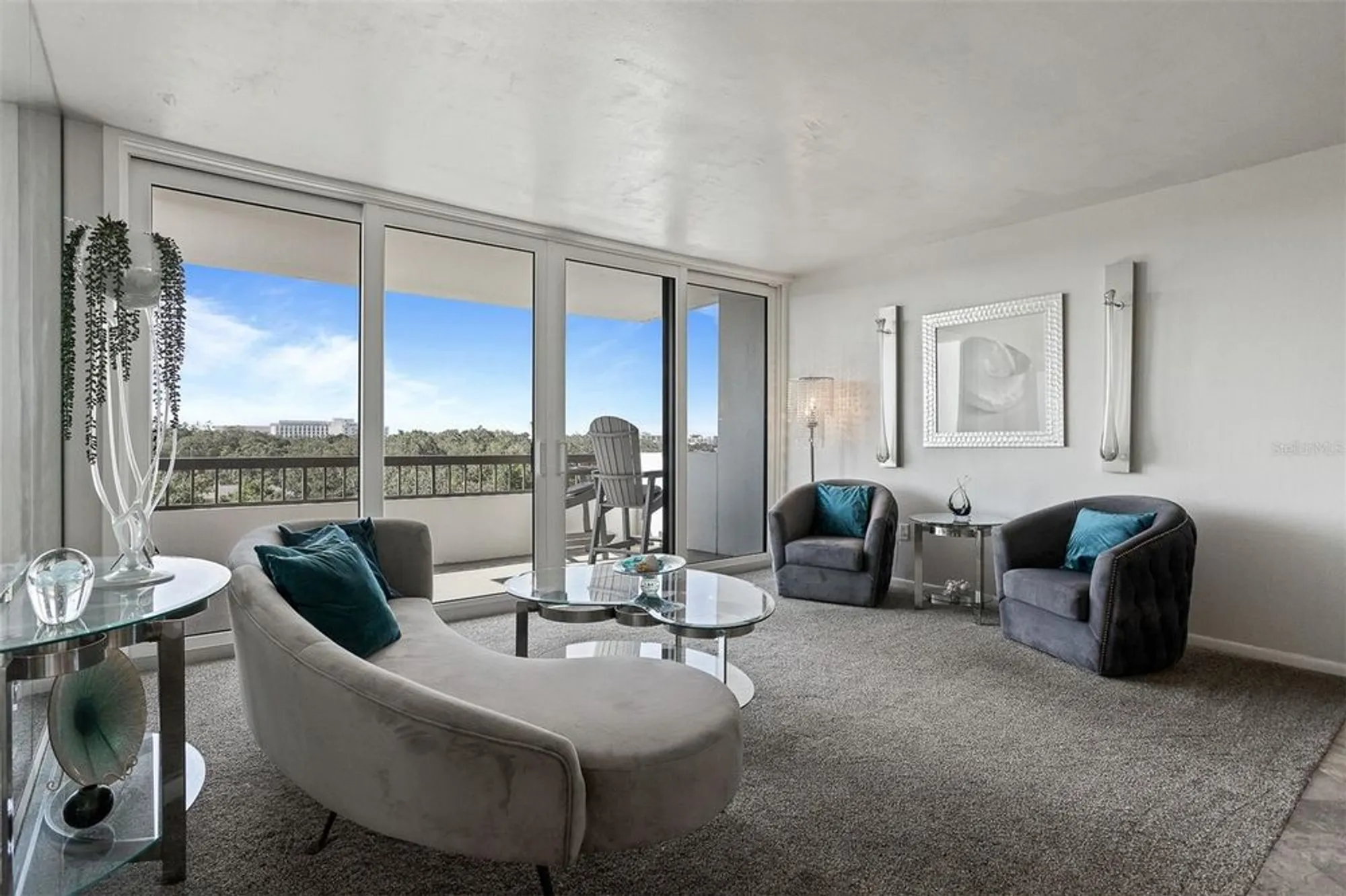 Property Slideshow image 2 of 96 | 30 turner st 604, Clearwater, FL, 33756