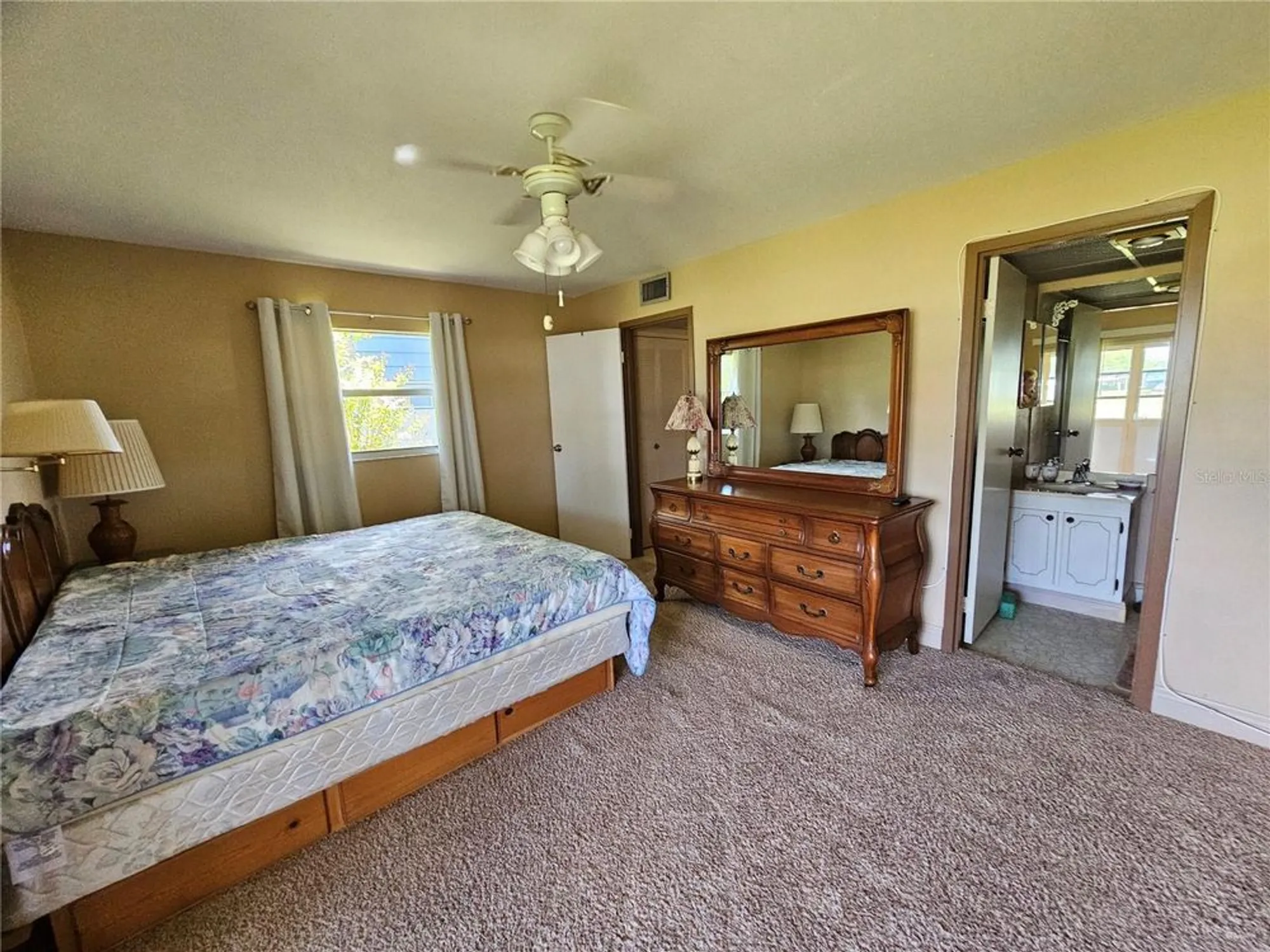 Property Slideshow image 23 of 27 | 1811 bedford ln apt 163, Sun City Center, FL, 33573