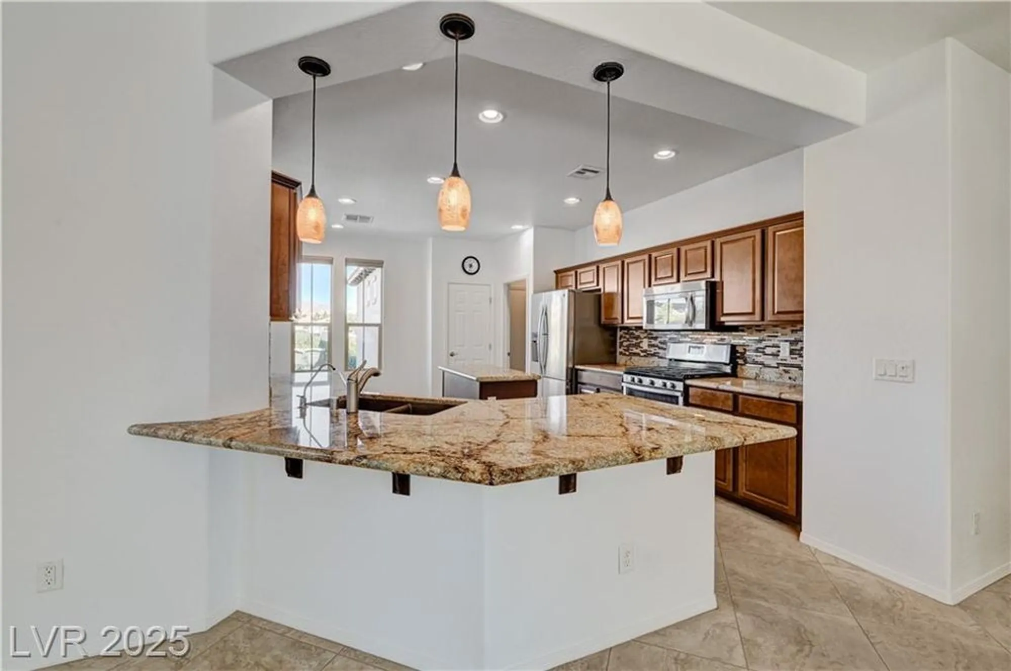 Property Slideshow image 11 of 37 | 3621 jasmine heights ave, North Las Vegas, NV, 89081