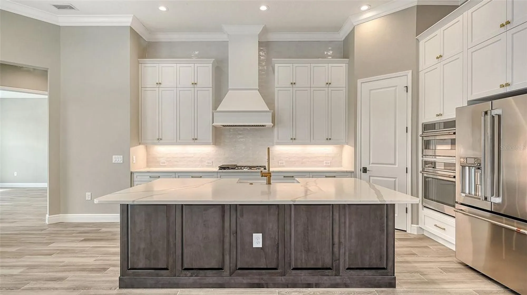 Property Slideshow image 14 of 42 | 10629 nicklaus ct, Englewood, FL, 34223