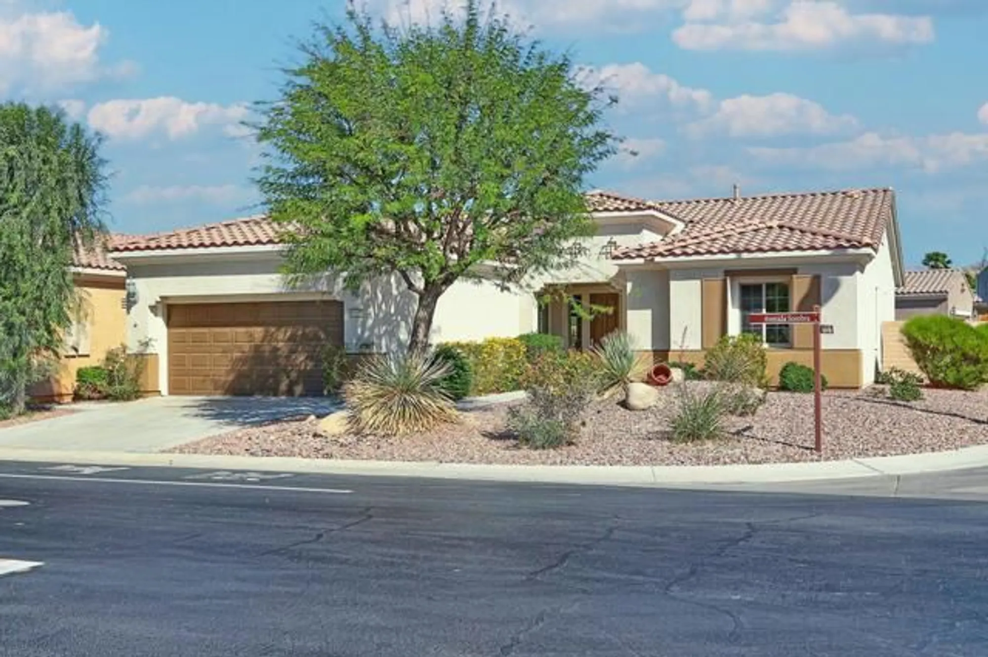 Property Slideshow image 1 of 25 | 81876 avenida sombra, Indio, CA, 92203