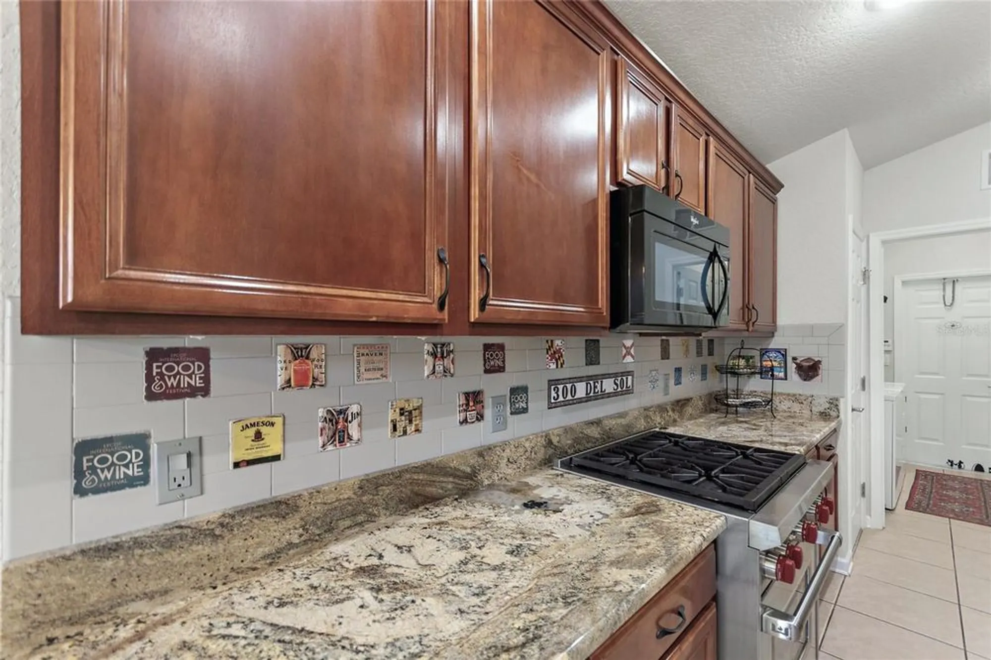 Property Slideshow image 37 of 70 | 300 del sol ave, Davenport, FL, 33837