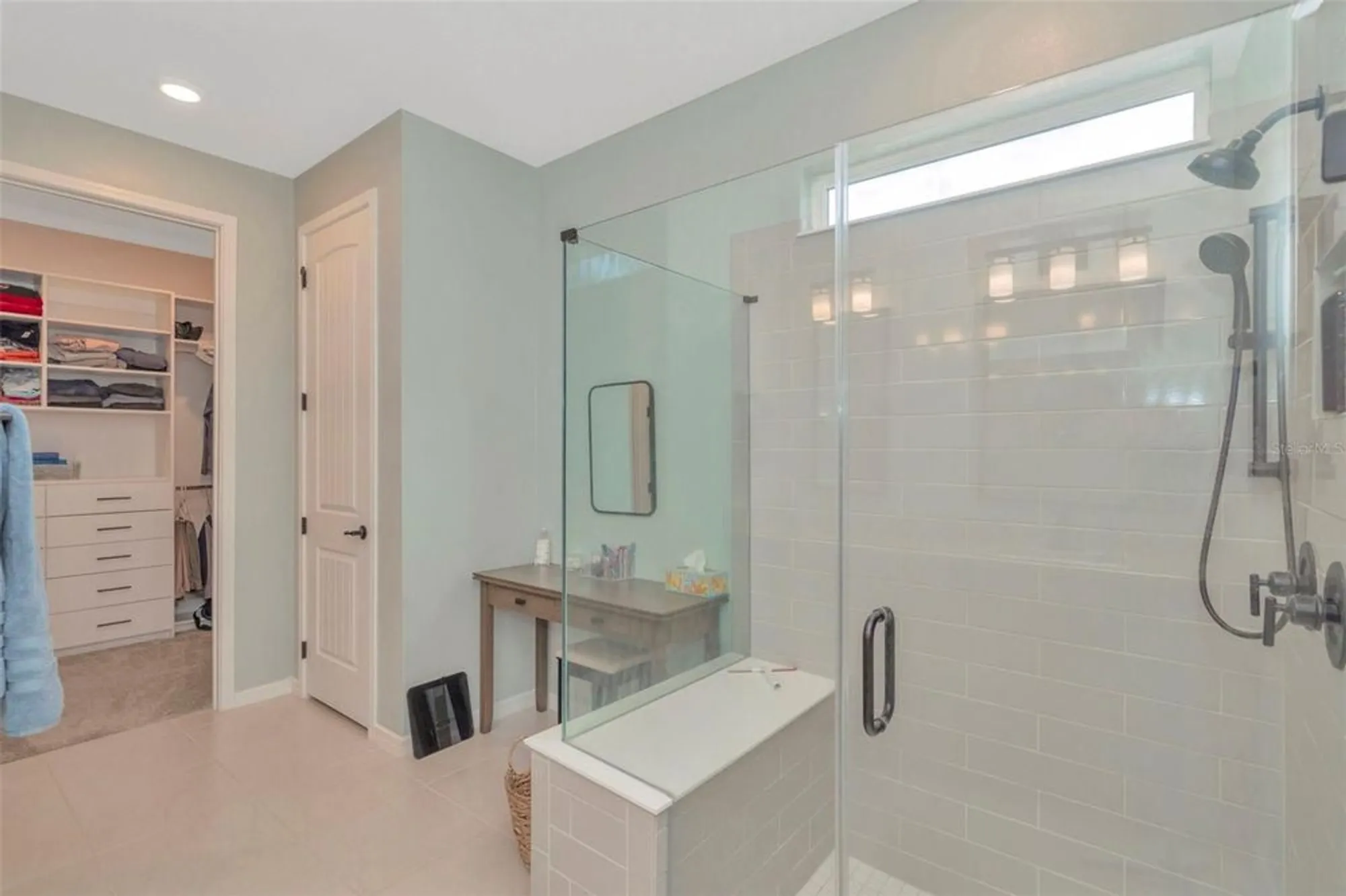 Property Slideshow image 20 of 70 | 19494 sea glass cir, Land O Lakes, FL, 34638