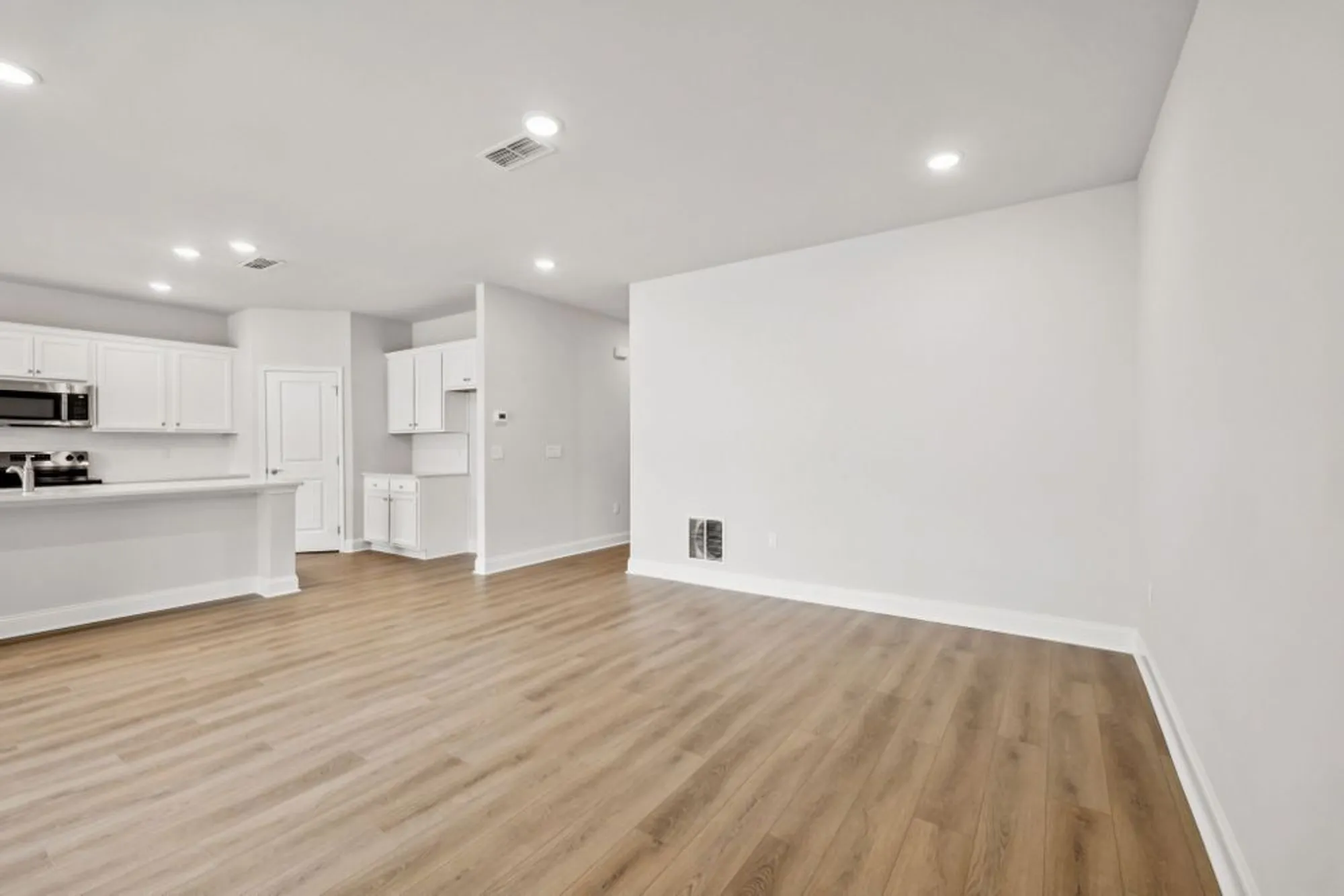 Property Slideshow image 13 of 50 | 2828 bison ct, Antioch, TN, 37013