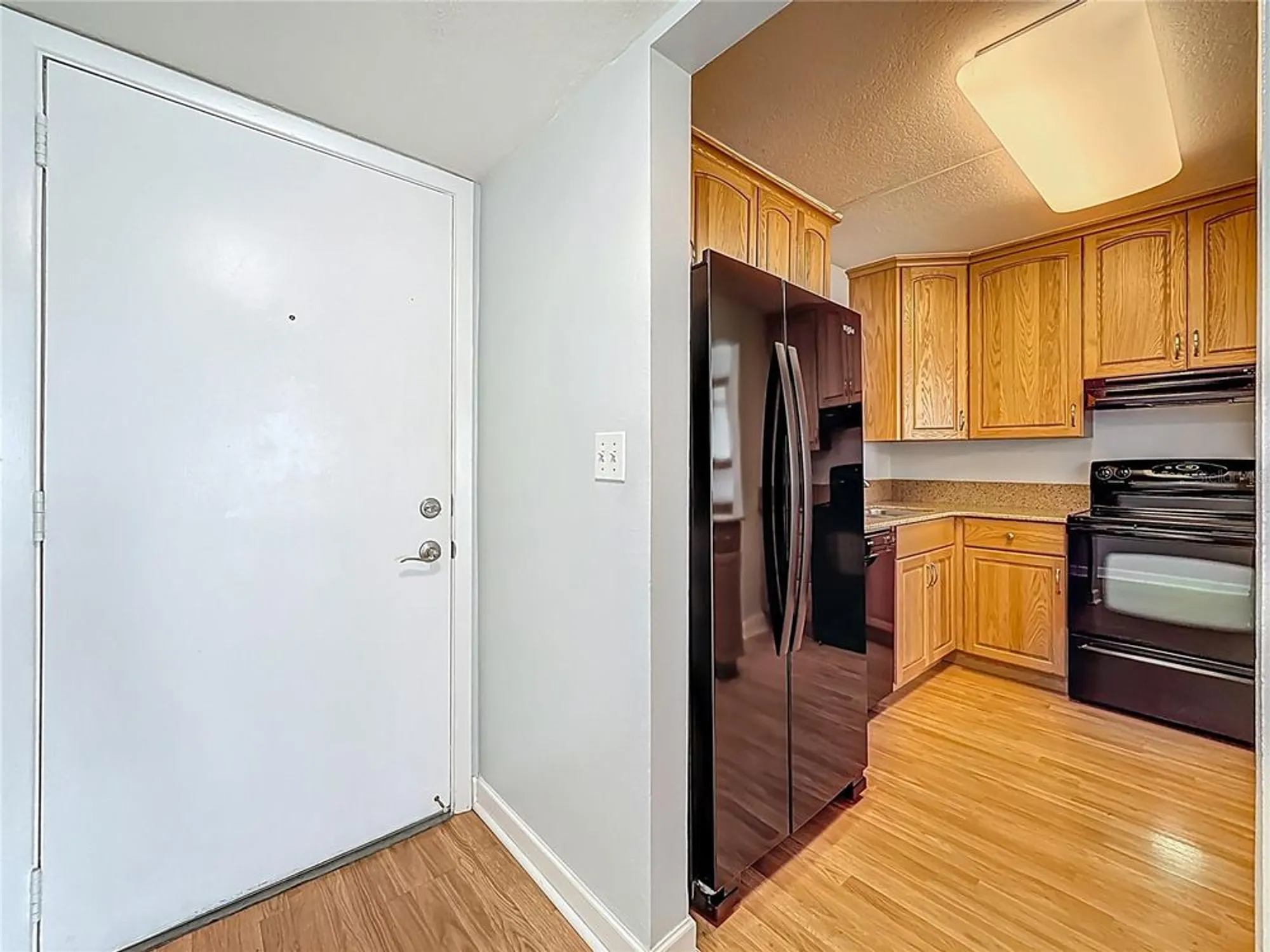 Property Slideshow image 14 of 57 | 7665 sun island dr 206, South Pasadena, FL, 33707