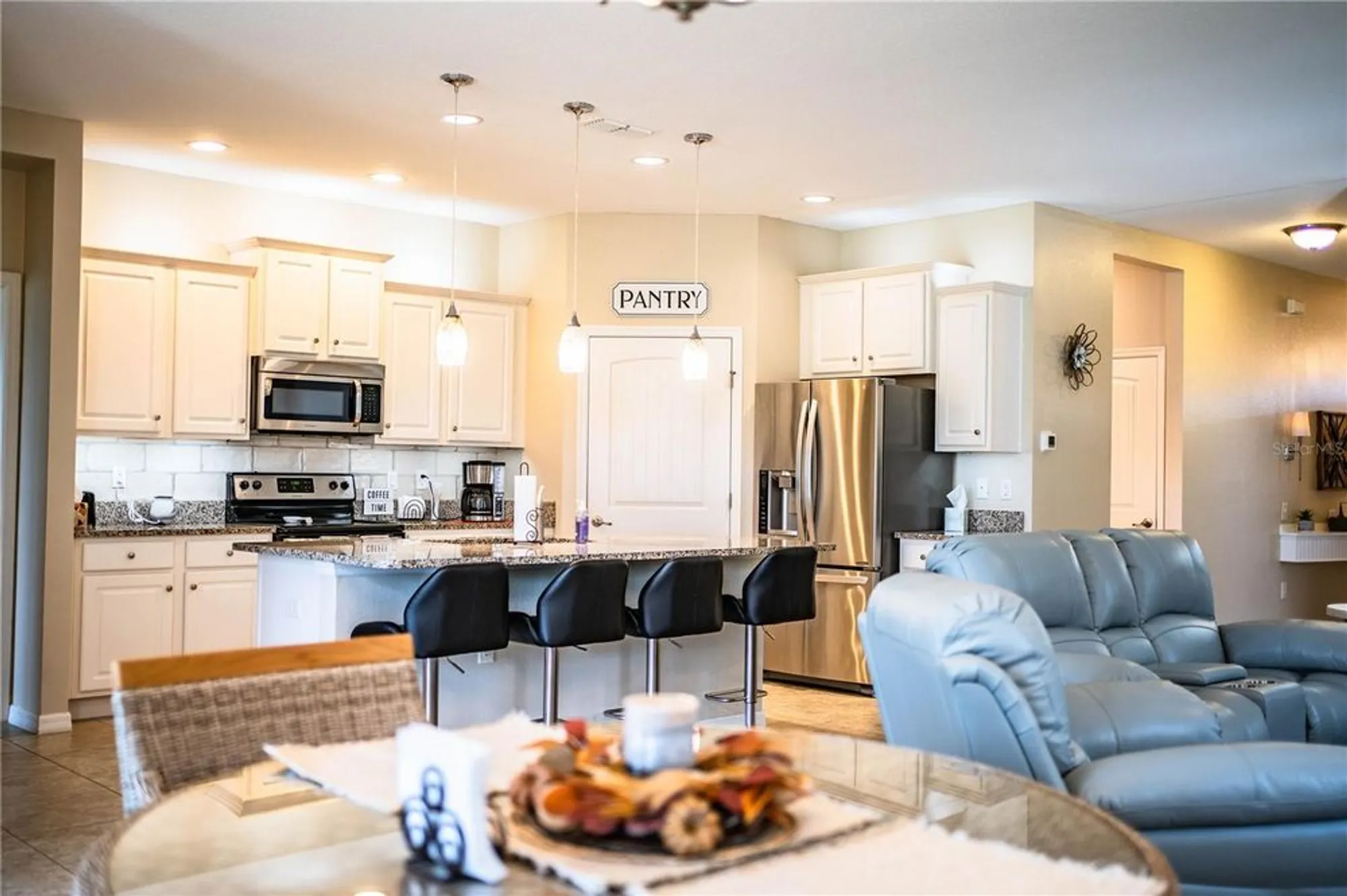 Property Slideshow image 17 of 47 | 2778 canyon crest dr, Lakeland, FL, 33811