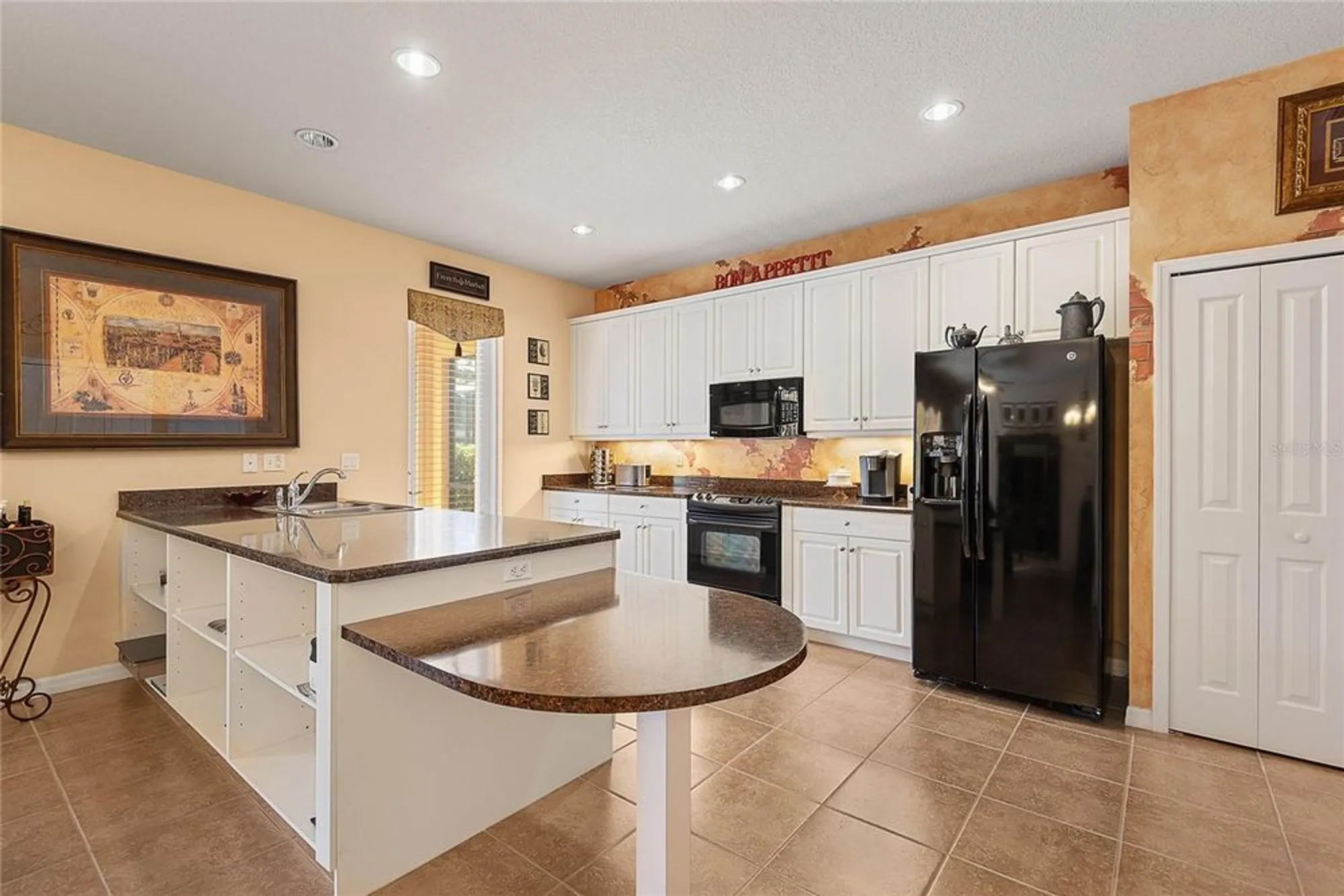 Property Slideshow image 18 of 67 | 680 elk river dr, Ormond Beach, FL, 32174