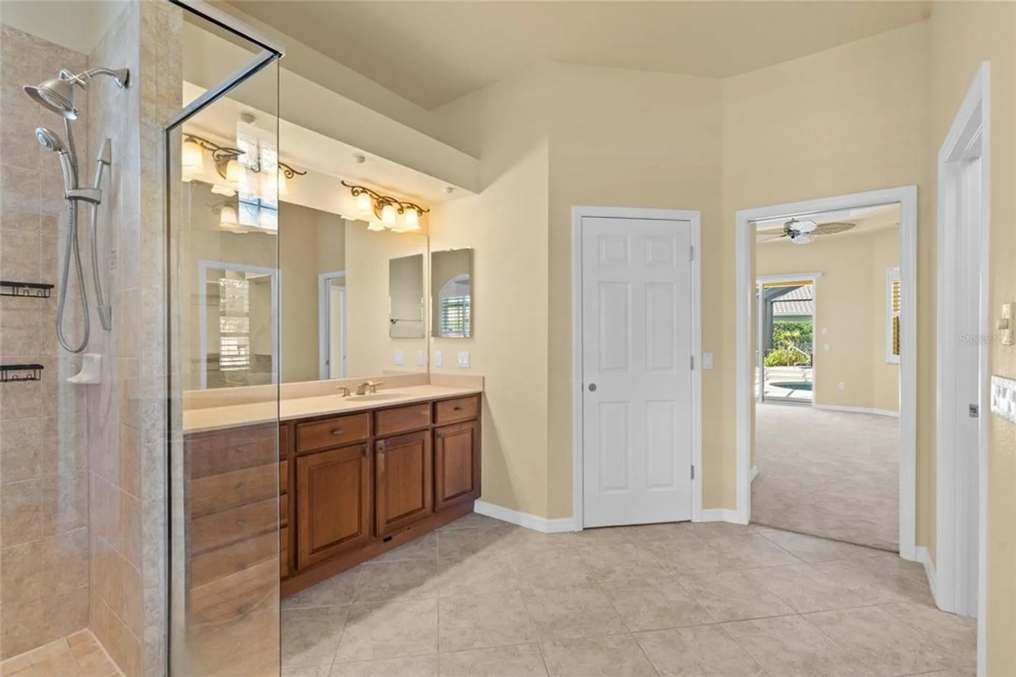 Property Slideshow image 19 of 48 | 5270 white ibis dr, North Port, FL, 34287