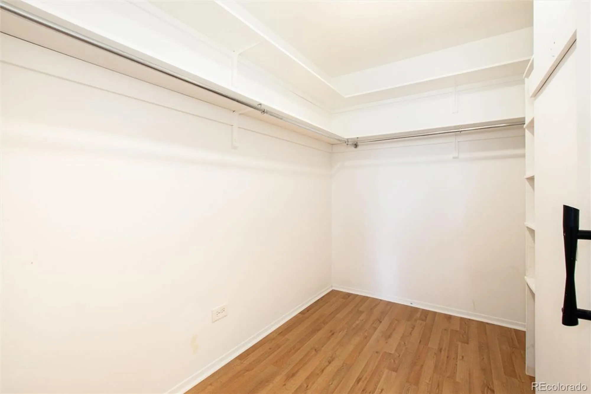 Property Slideshow image 16 of 24 | 9380 e center ave apt 3d, Denver, CO, 80247