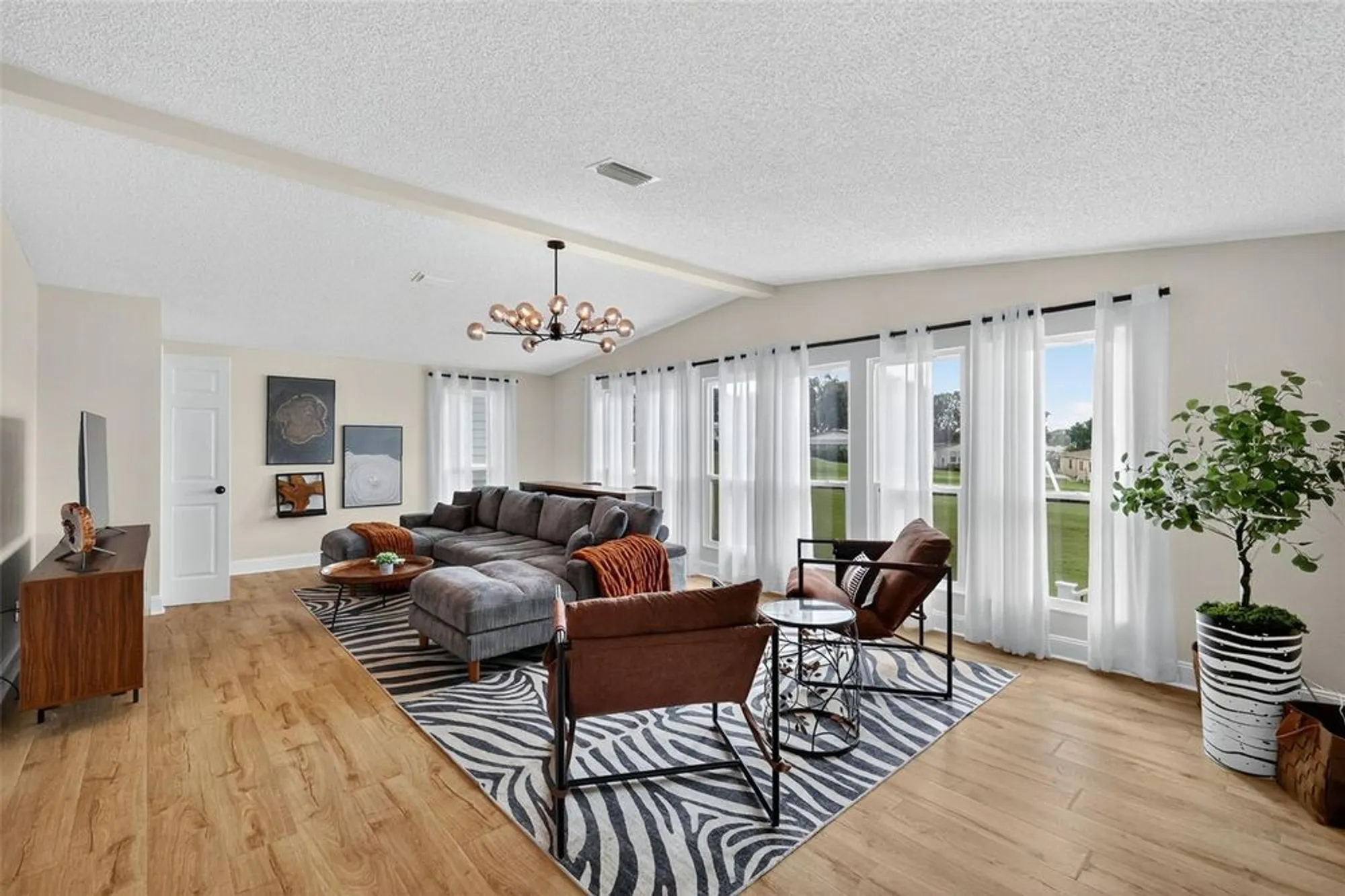 Property Slideshow image 9 of 30 | 1604 kiley ct, Lady Lake, FL, 32159