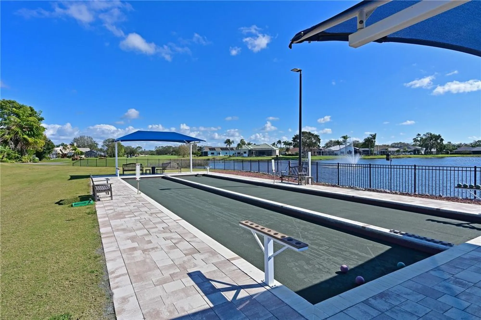 Property Slideshow image 44 of 70 | 6904 drewrys blf apt 803, Bradenton, FL, 34203