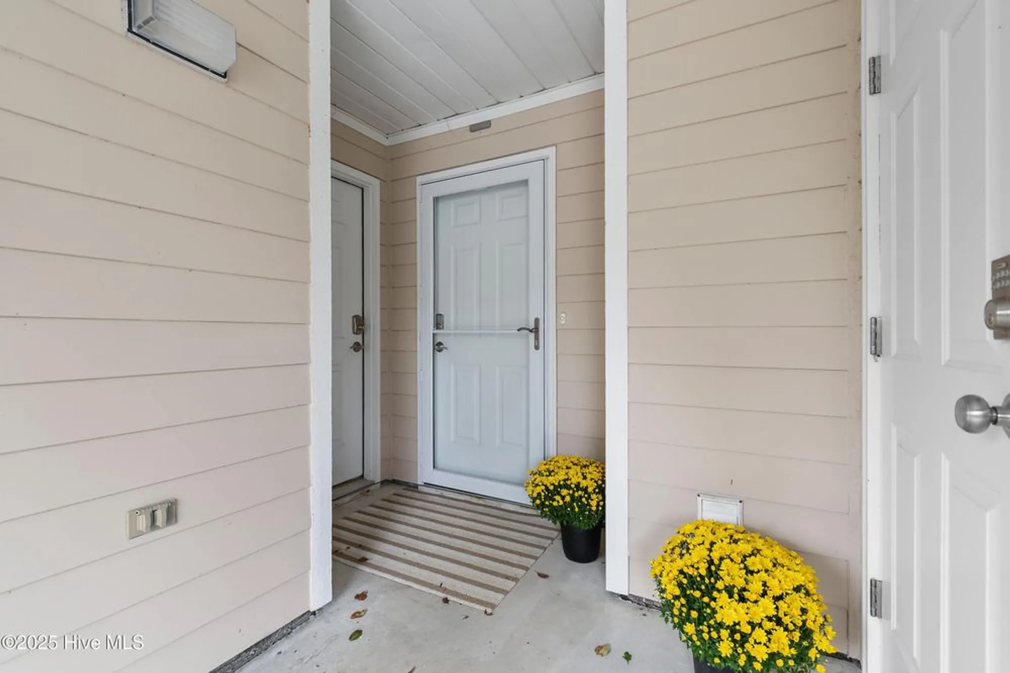 Property Slideshow image 2 of 53 | 3350 club villa dr 1501, Southport, NC, 28461