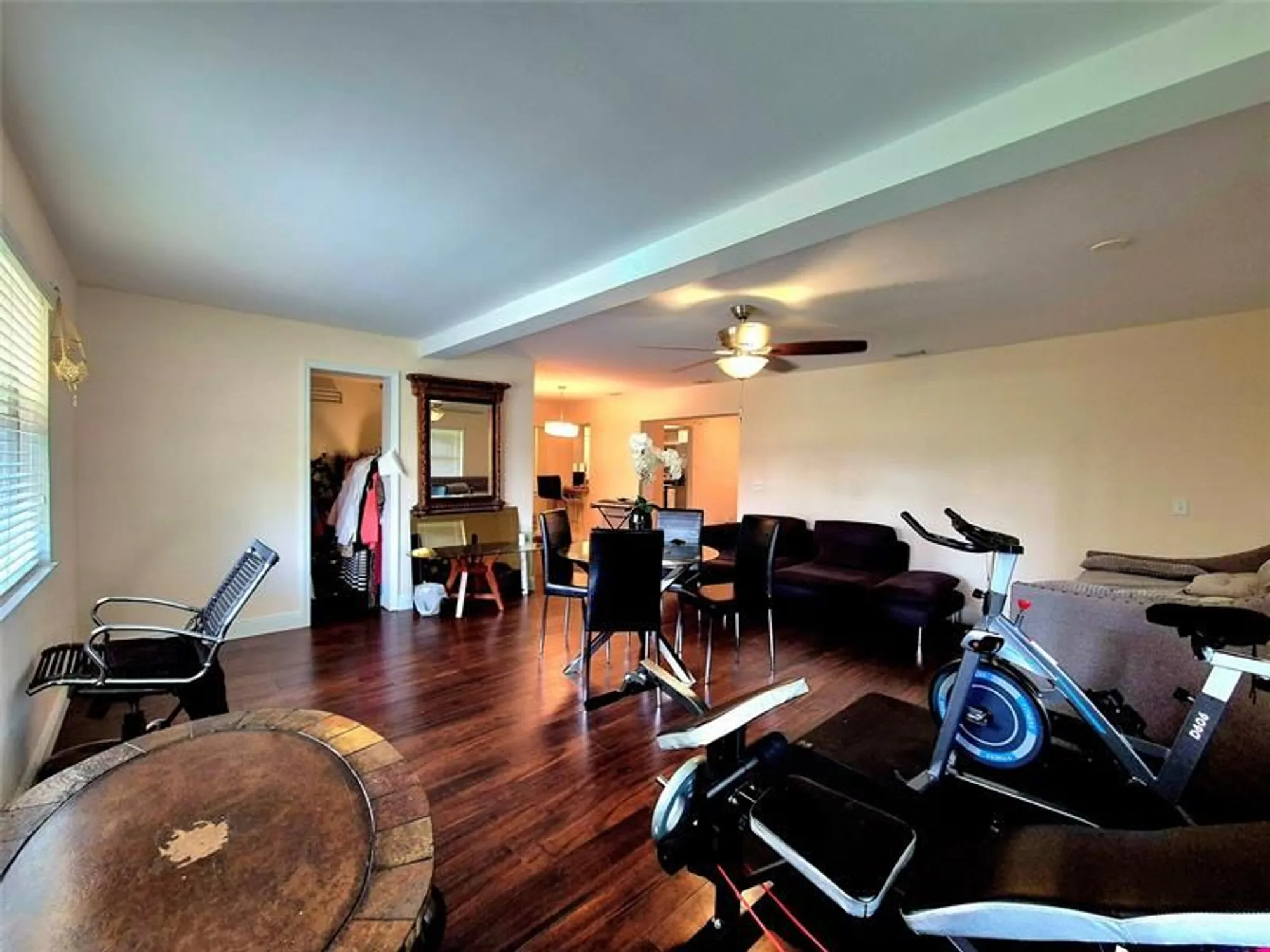 Property Slideshow image 10 of 40 | 1390 nw 70th ln, Margate, FL, 33063