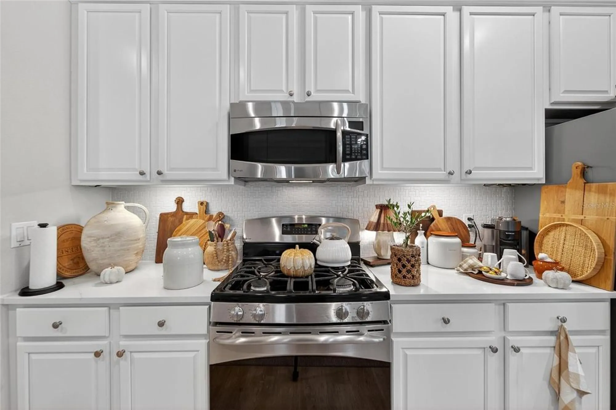 Property Slideshow image 19 of 52 | 210 latitude pl, Apollo Beach, FL, 33572