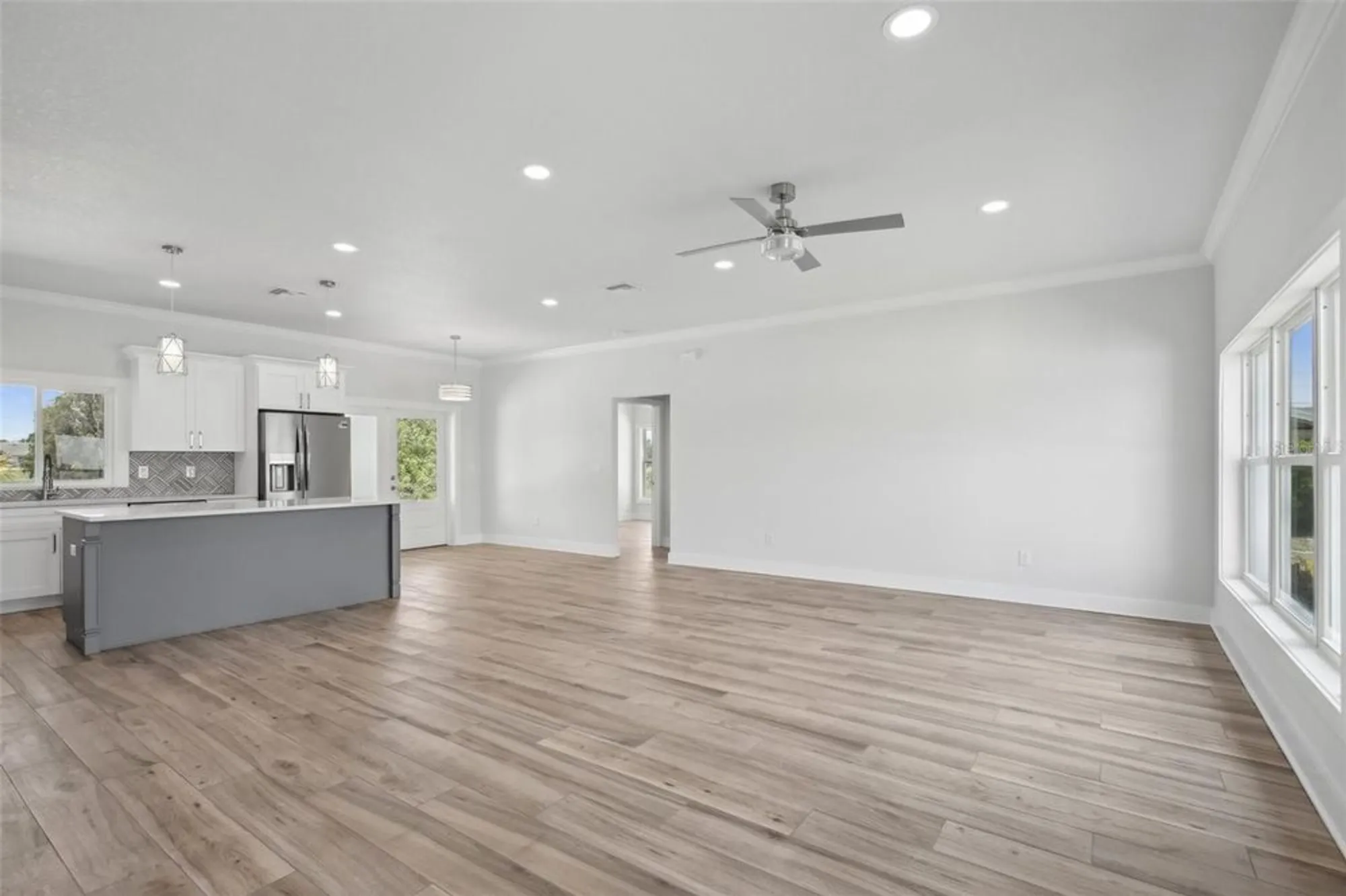 Property Slideshow image 7 of 32 | 718 desert hills way, Sun City Center, FL, 33573