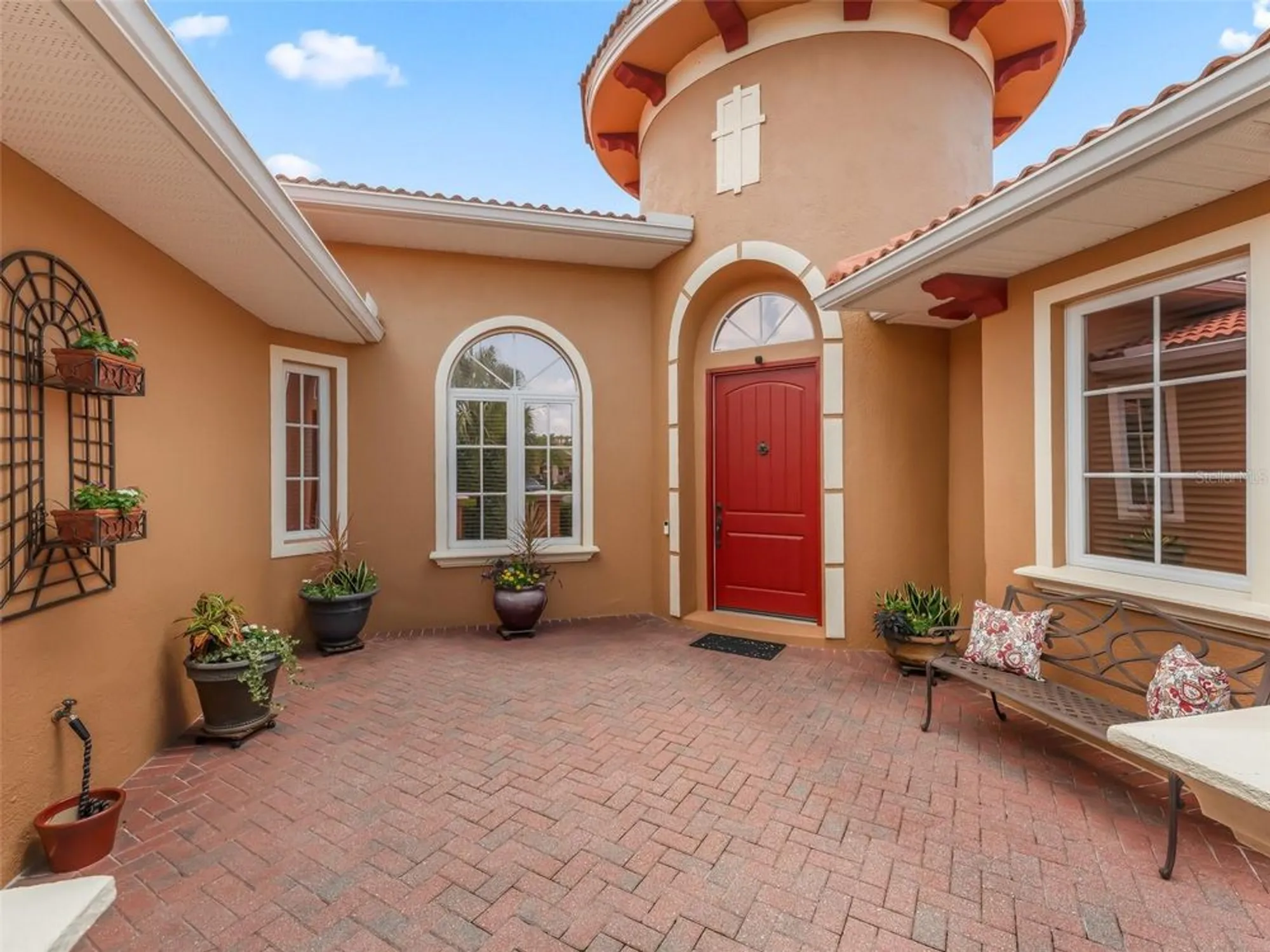 Property Slideshow image 7 of 57 | 5235 island terrace ct, Lady Lake, FL, 32159