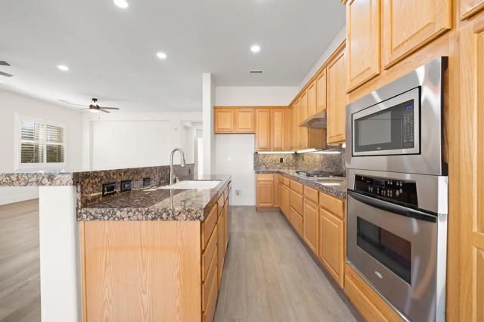 Property Slideshow image 11 of 50 | 80578 hoylake dr, Indio, CA, 92201