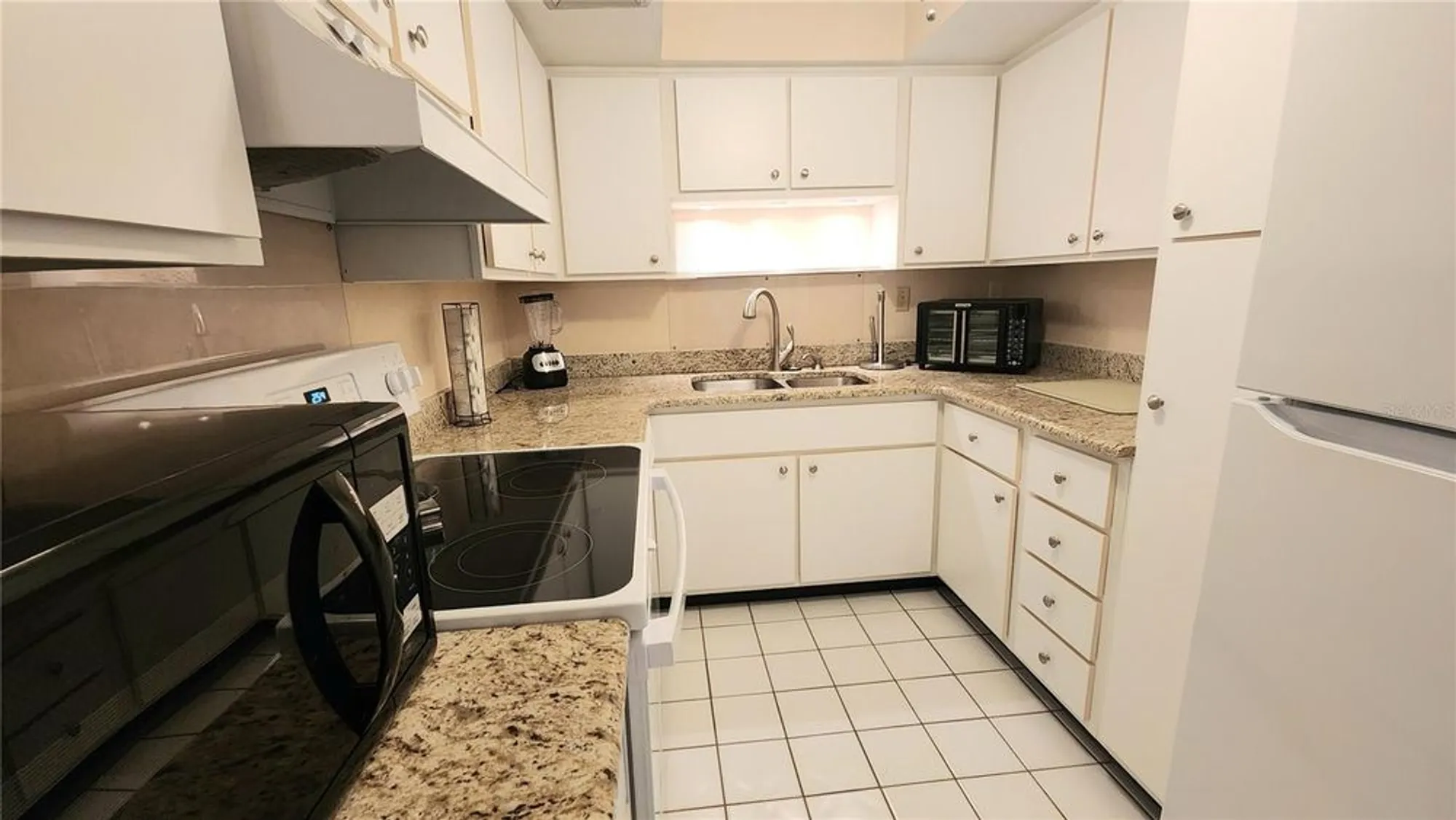 Property Slideshow image 5 of 45 | 21300 brinson ave 201, Port Charlotte, FL, 33952