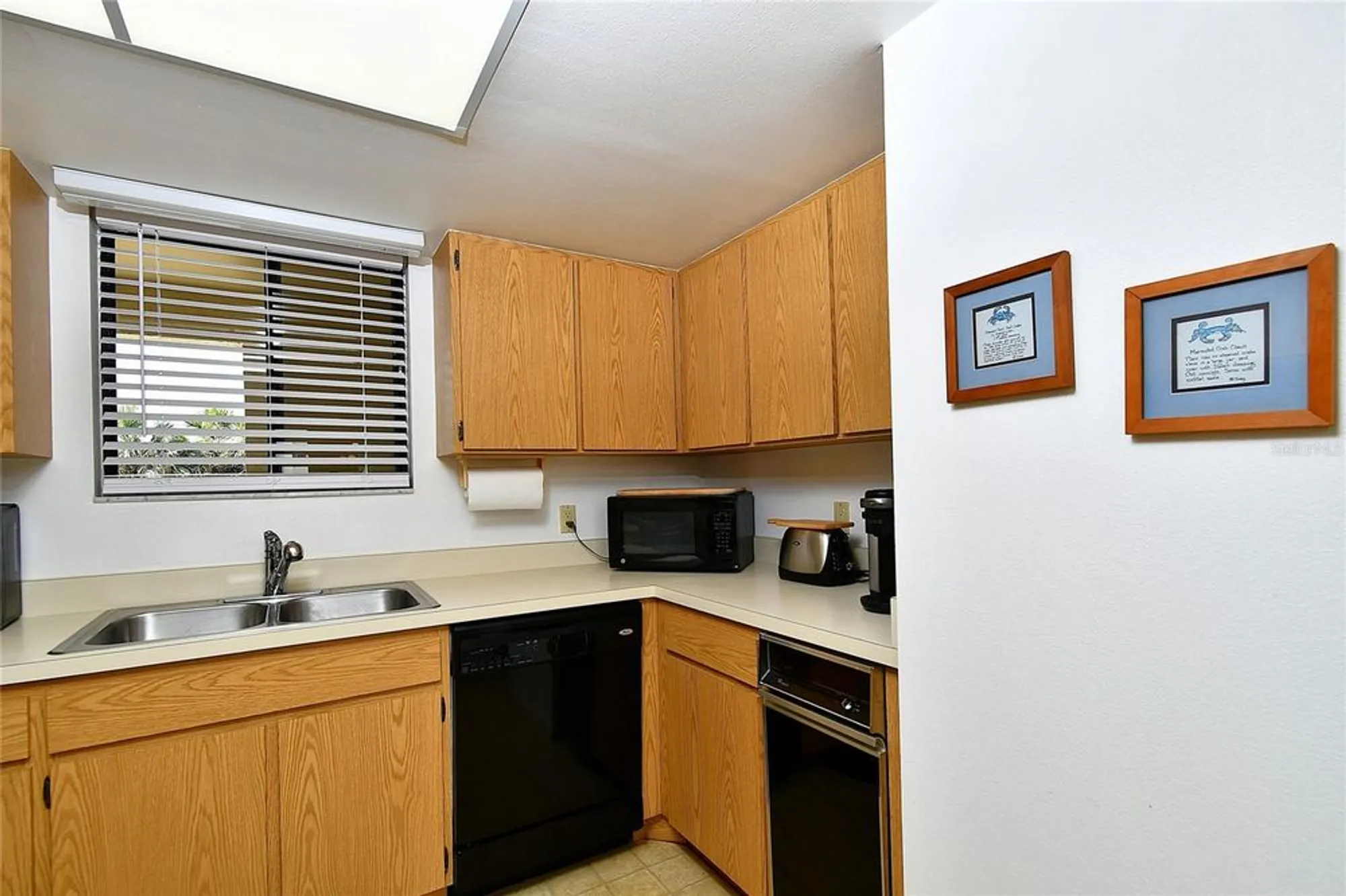 Property Slideshow image 9 of 36 | 601 islamorada blvd apt 24b, Punta Gorda, FL, 33955