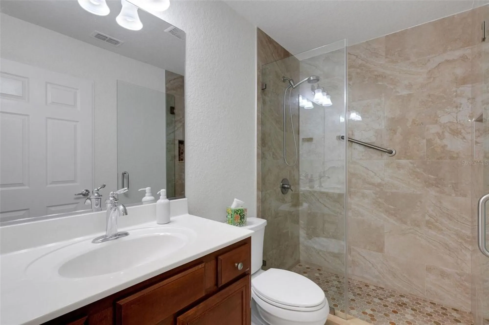Property Slideshow image 24 of 77 | 336 del sol ave, Davenport, FL, 33837