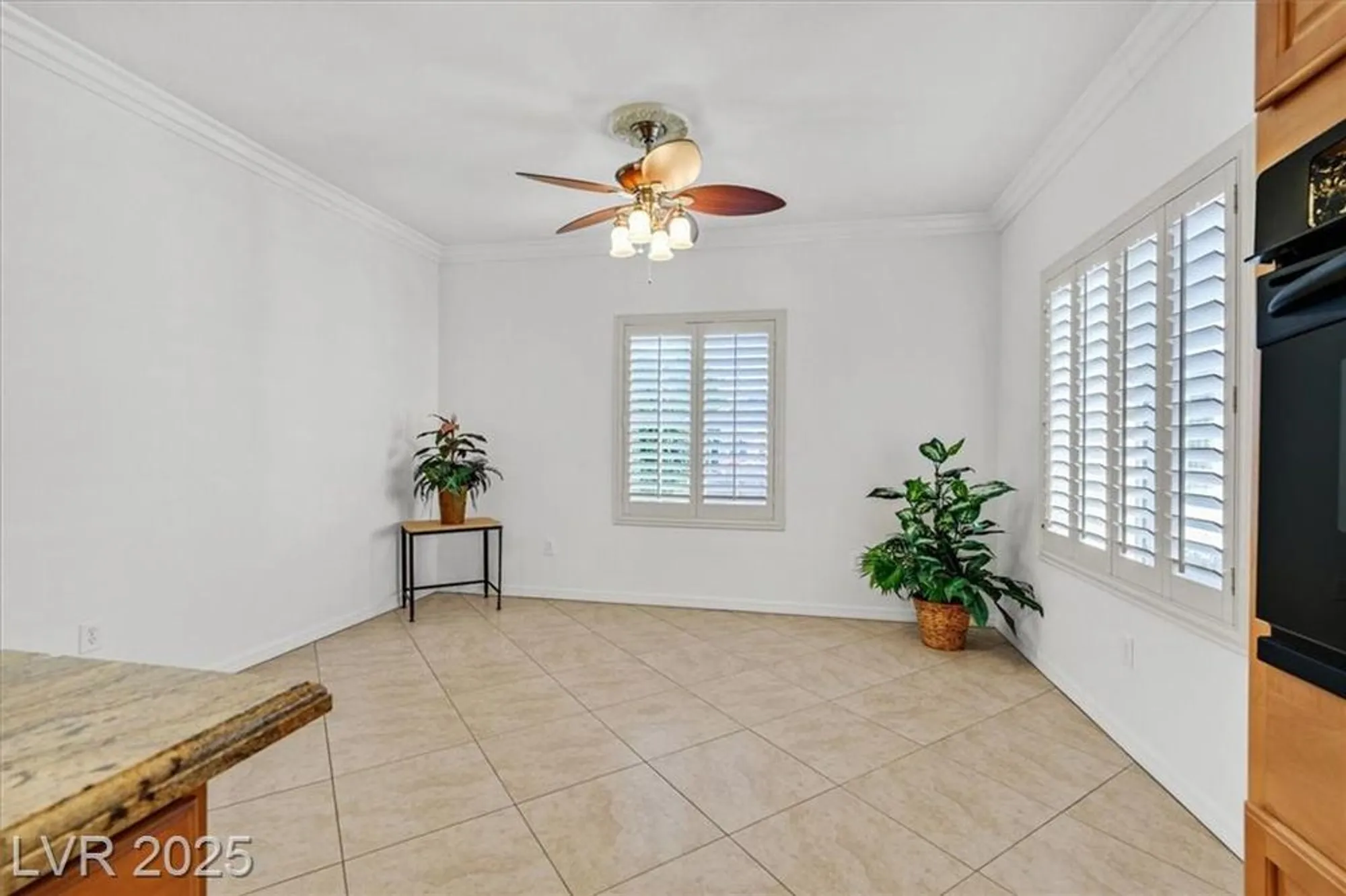 Property Slideshow image 8 of 40 | 2164 sawtooth mountain dr, Henderson, NV, 89044